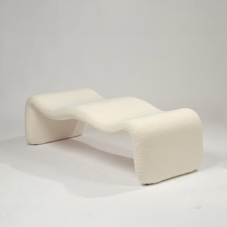 'Djinn' Settee