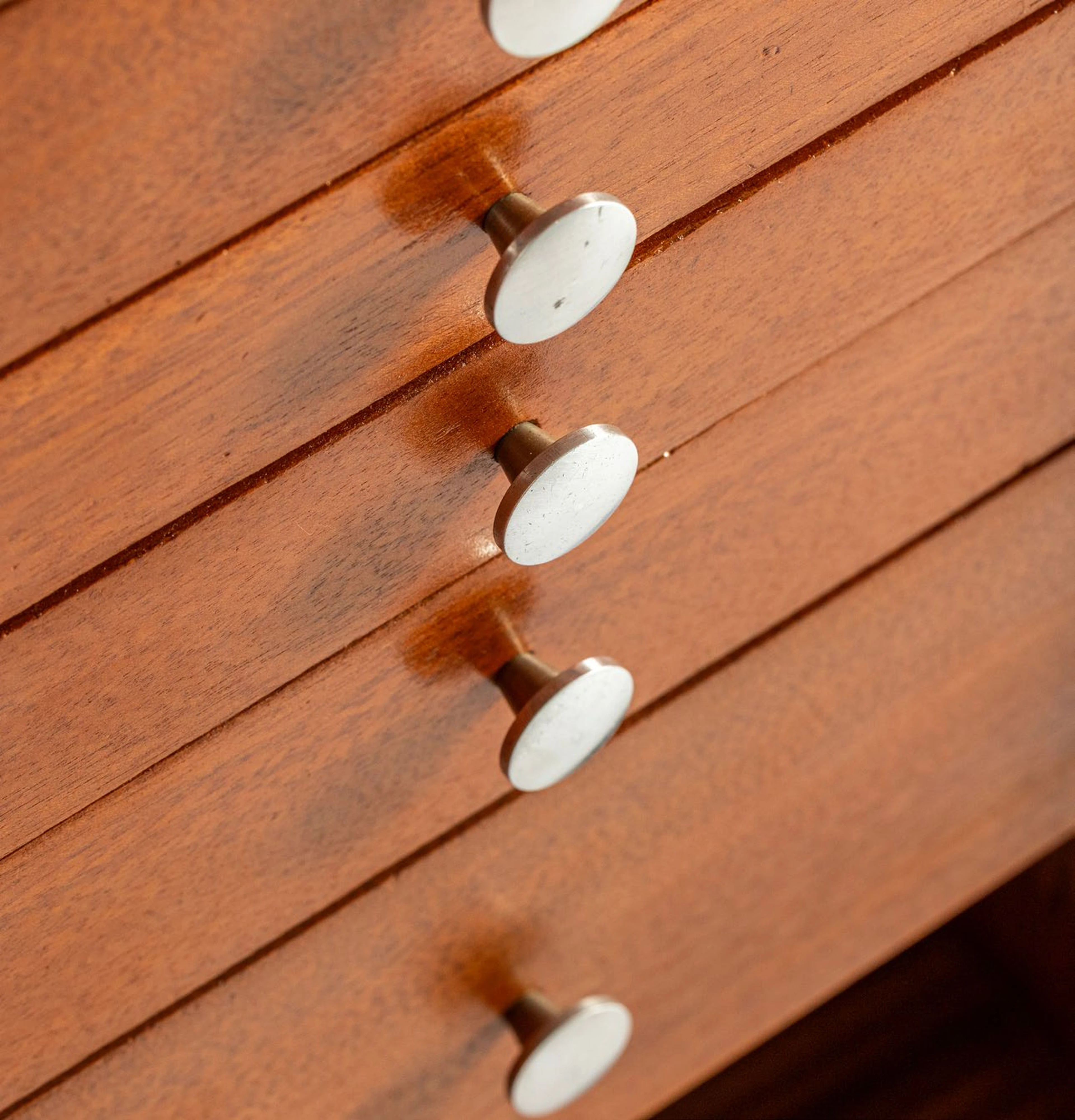 Sideboard - 3