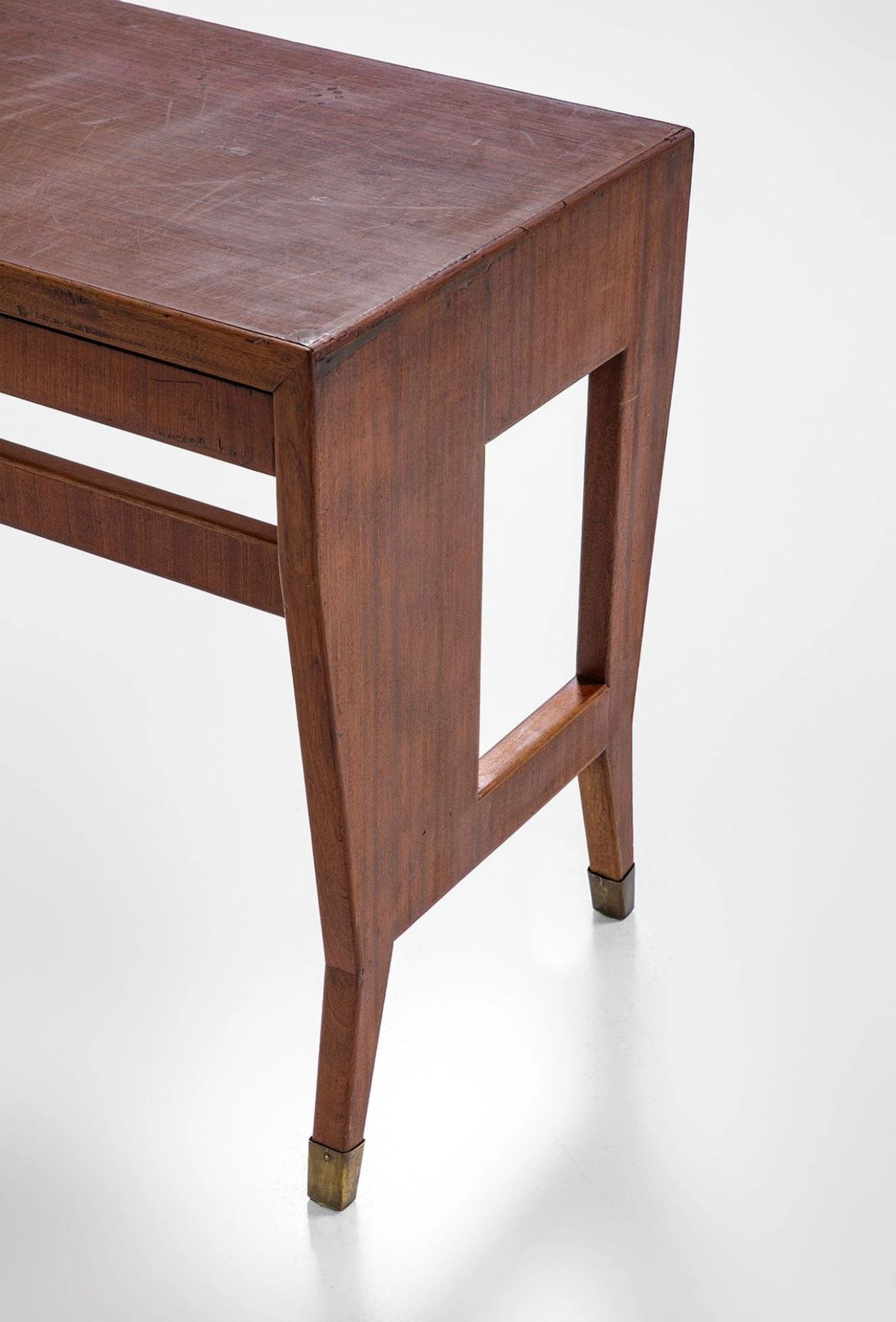 Desk - 4