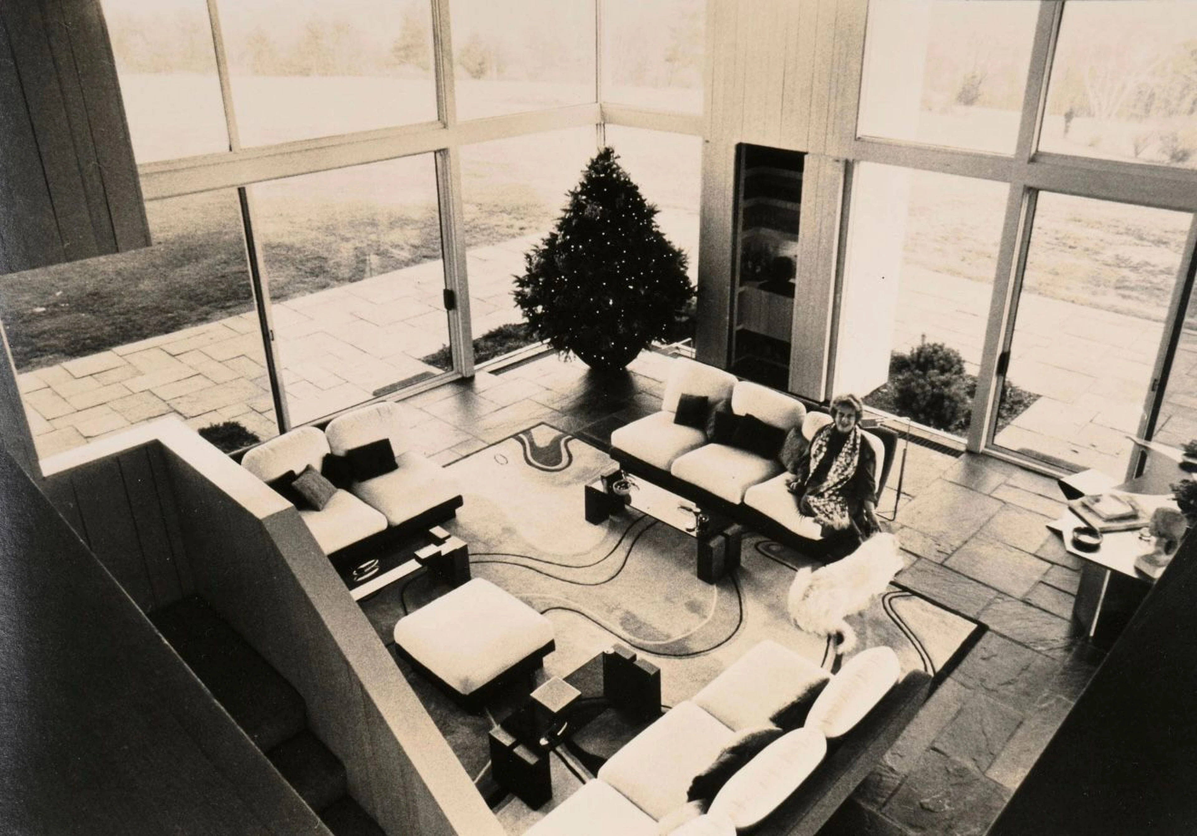 S Desk - 4
