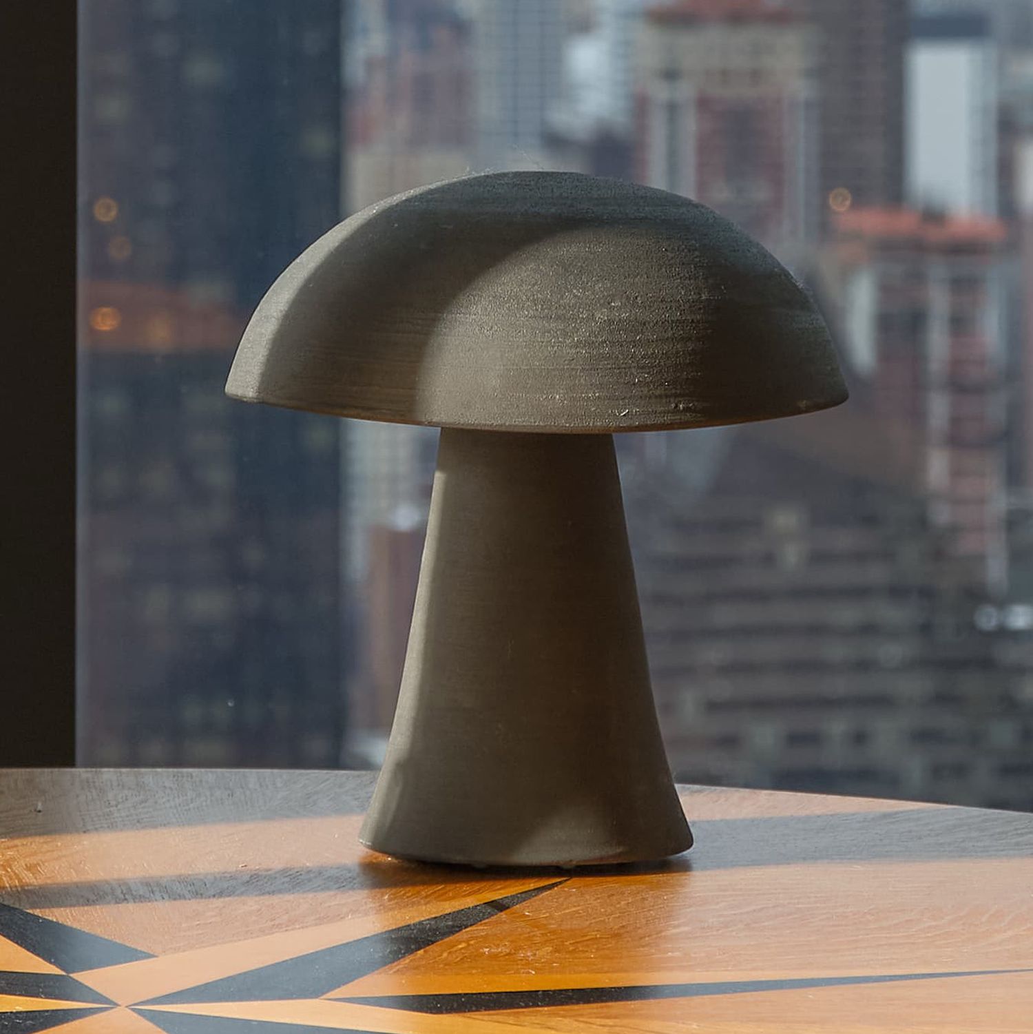 Black Mushroom Lamp
