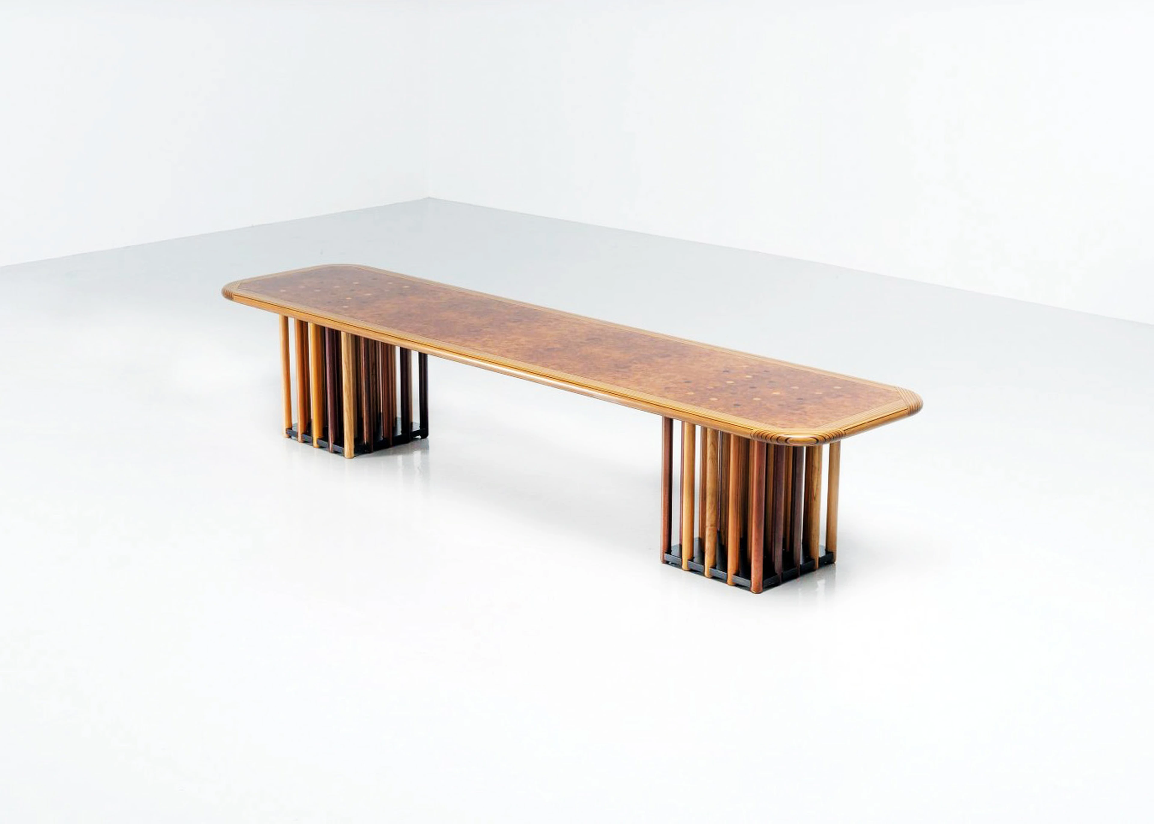 Artona Coffee Table