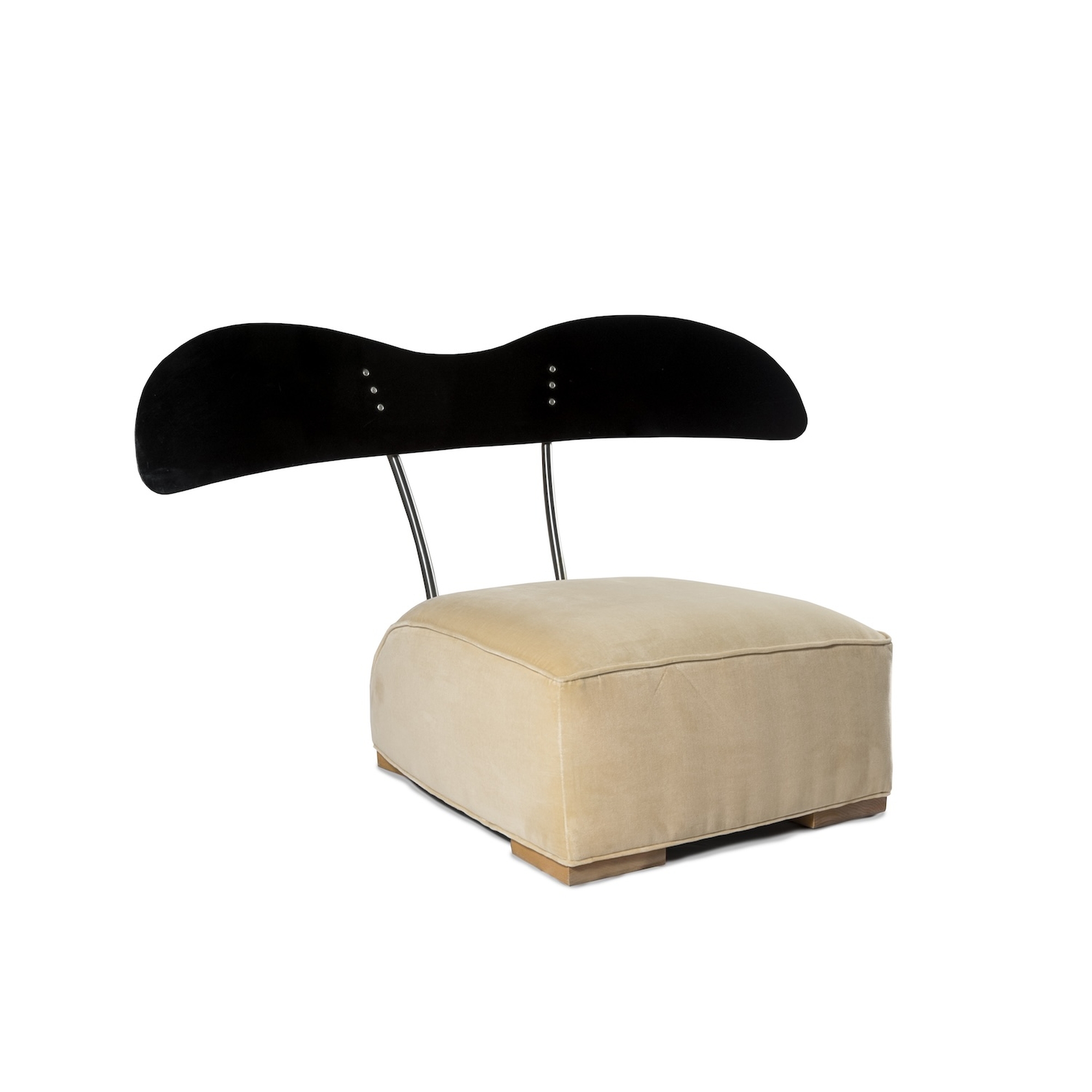 Elytre Armchair