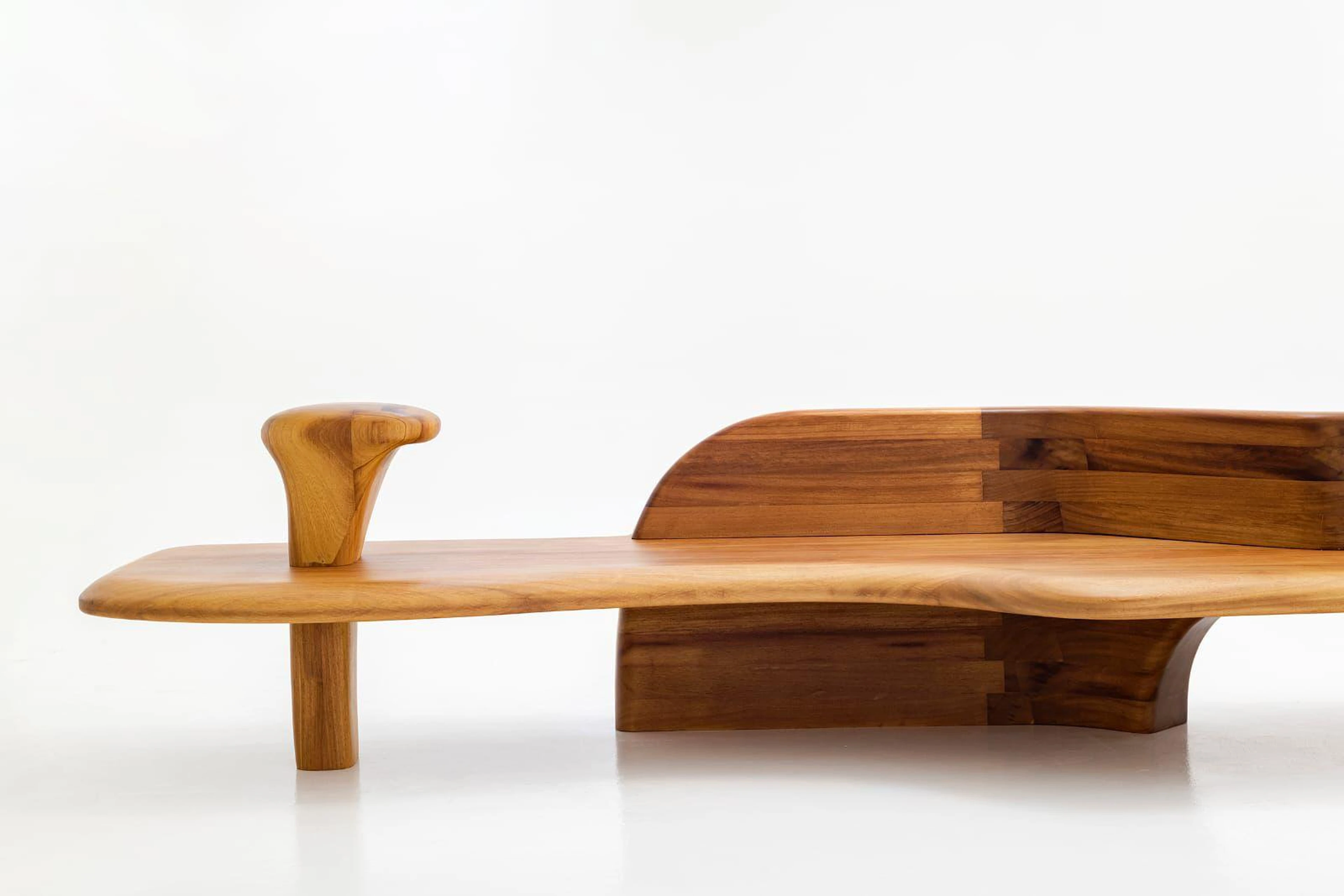 Clou de Girofle Bench - 2