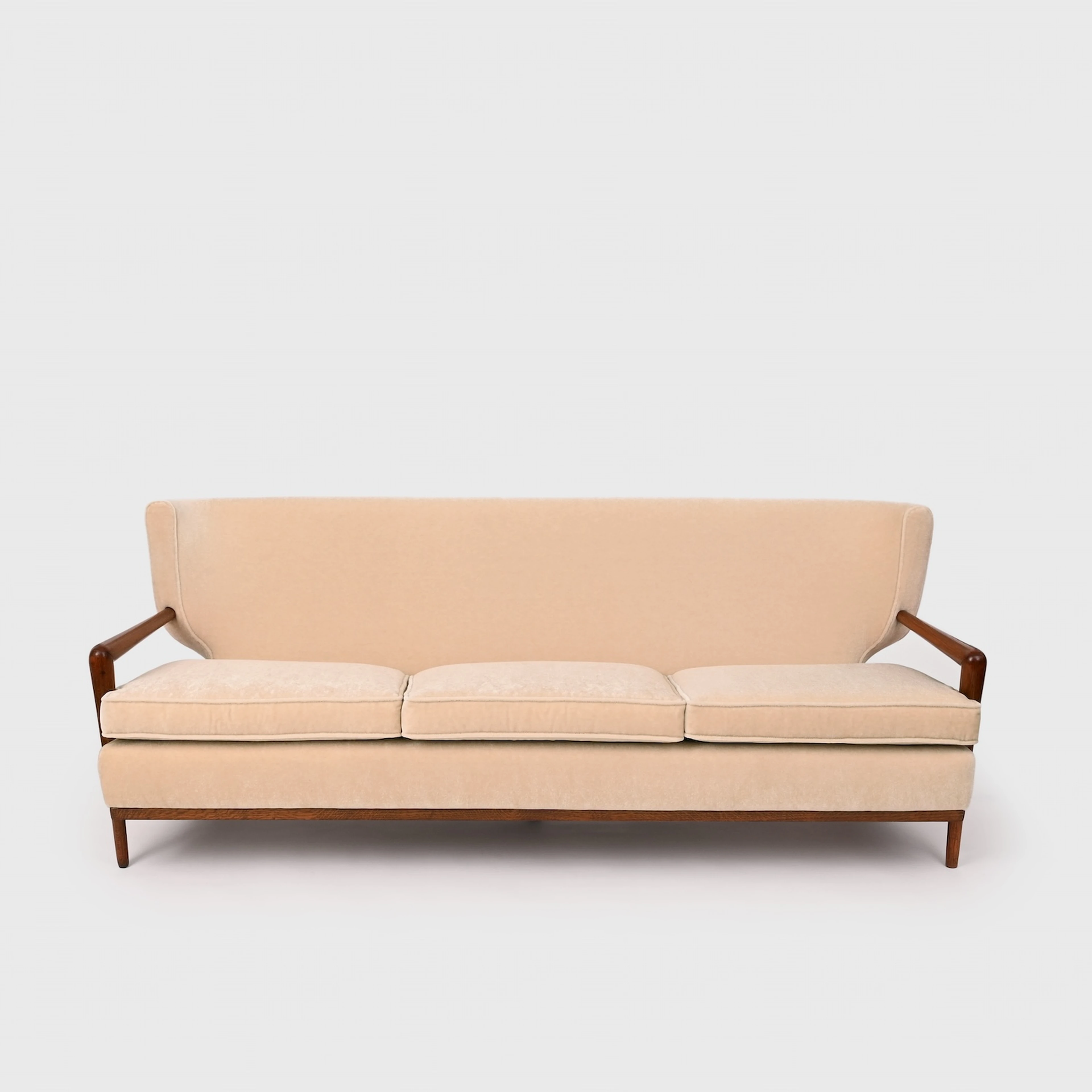 Ecusson Sofa