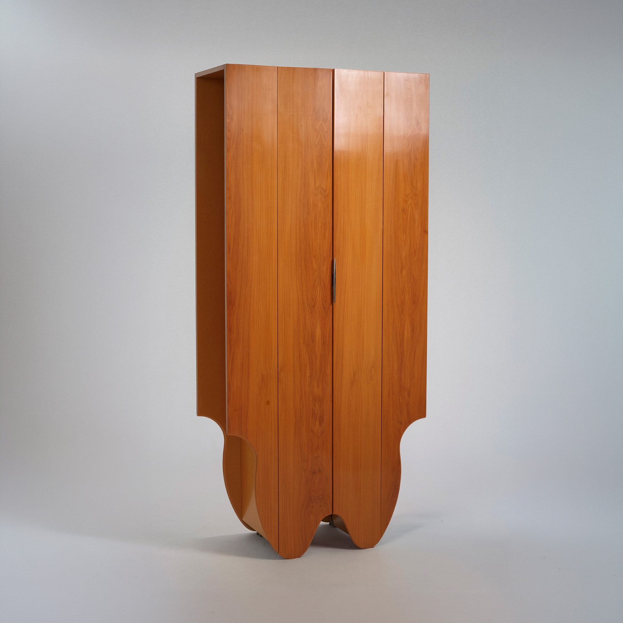 Leone Wardrobe