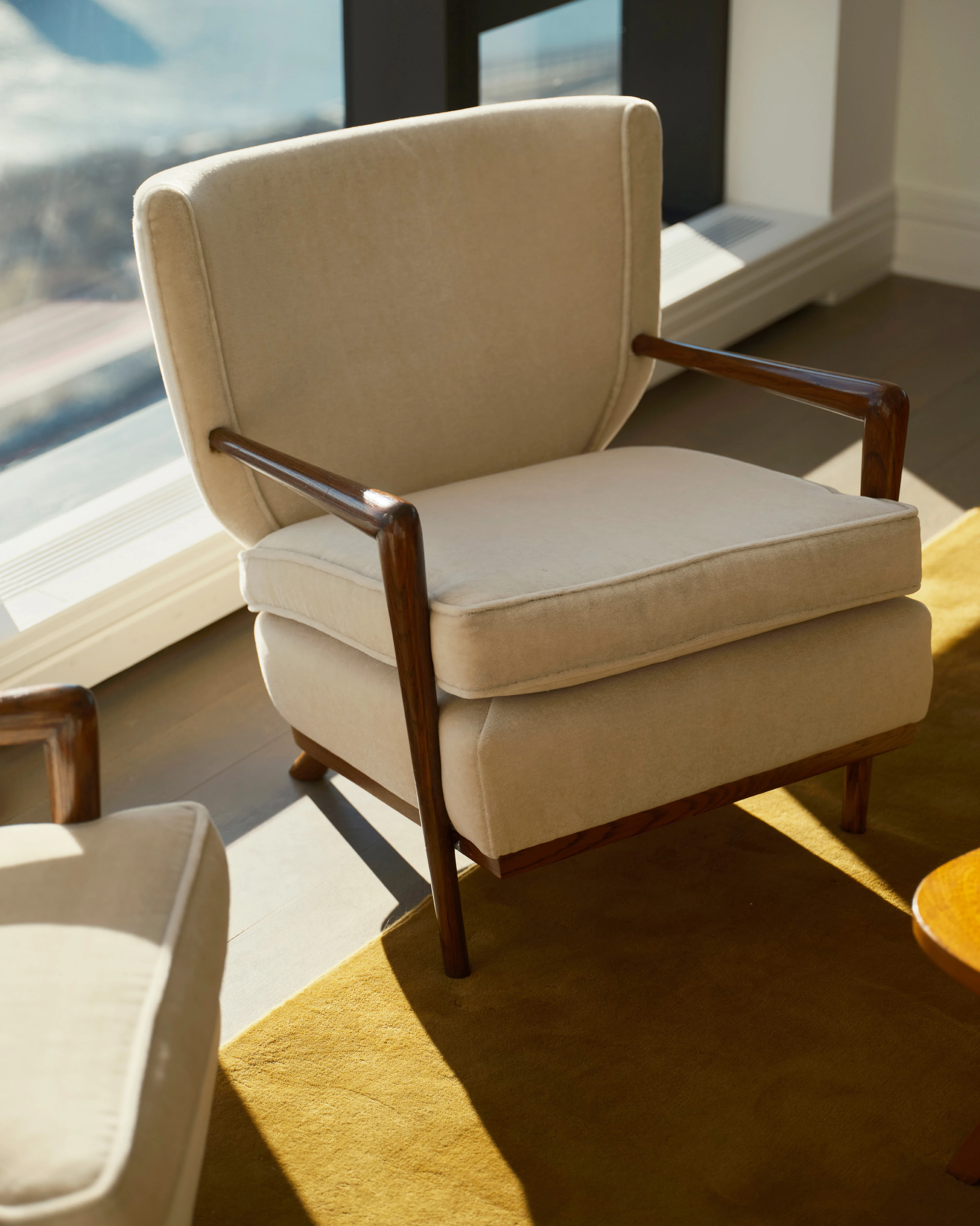 Ecusson Armchair - 11