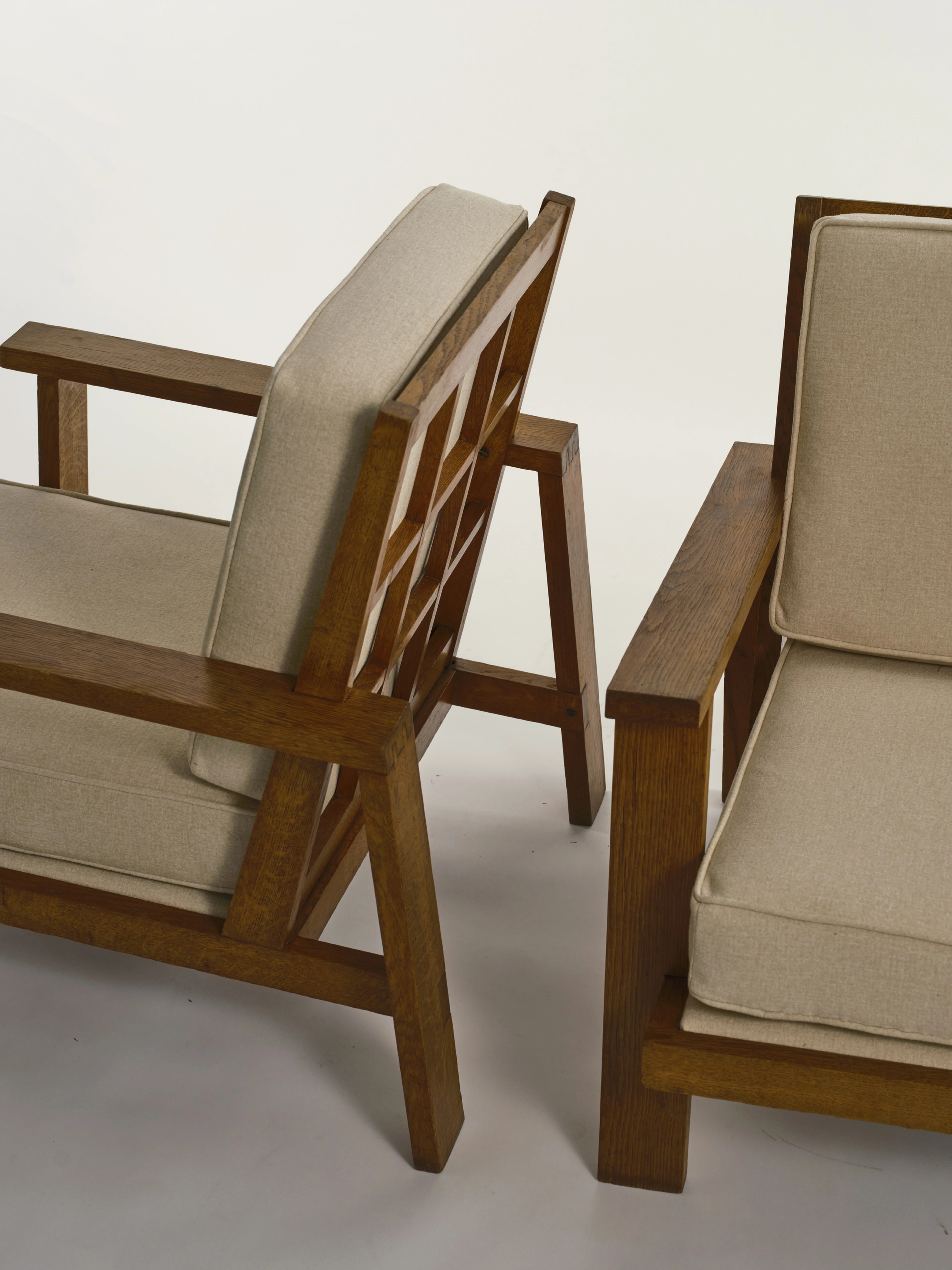 Pair of 'RG518' Armchairs - 5