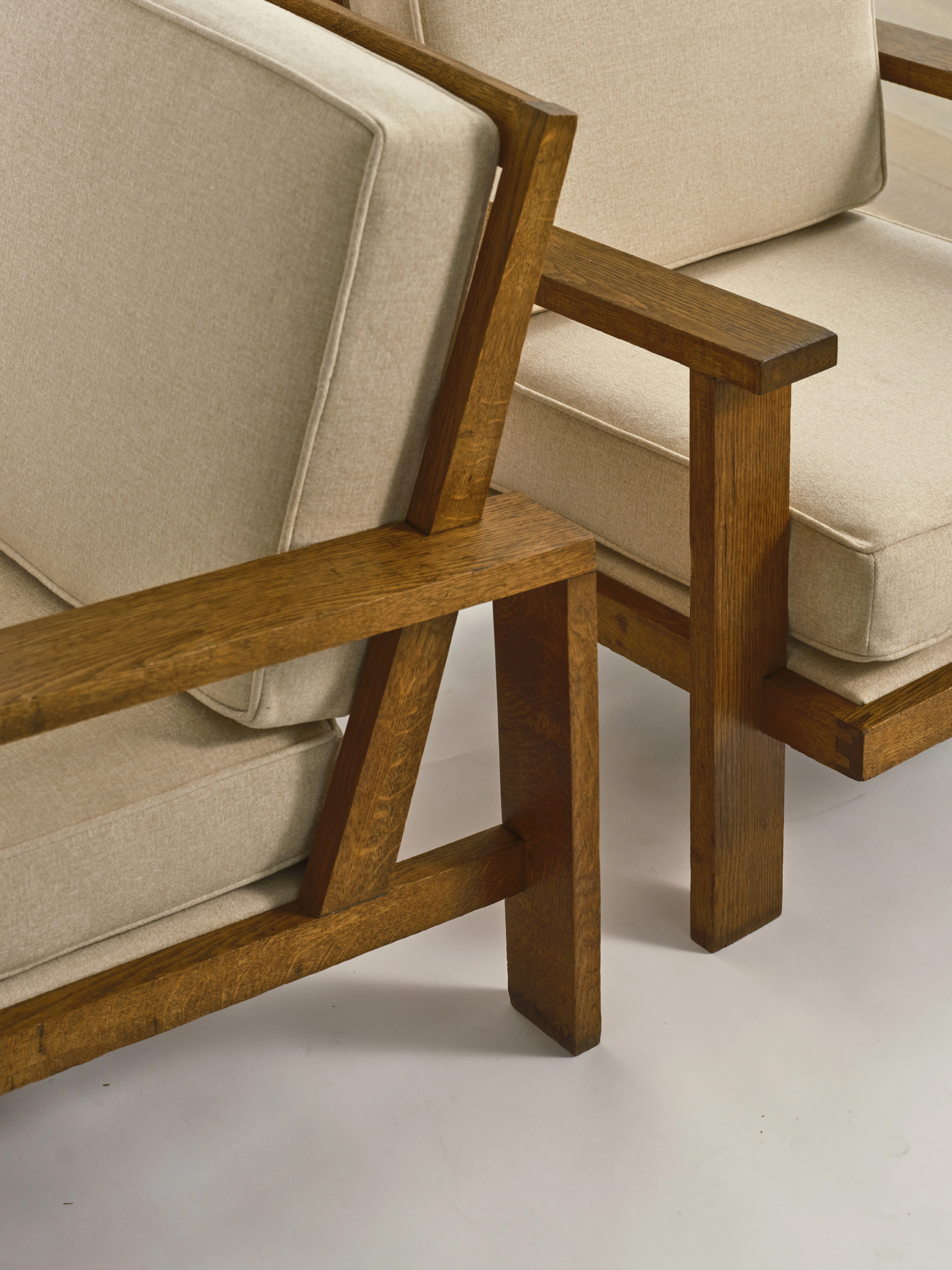 Pair of 'RG518' Armchairs - 4