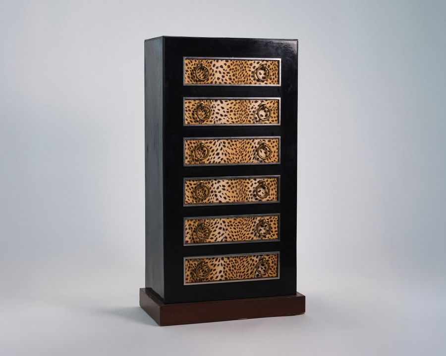 Chest of Drawers Wild