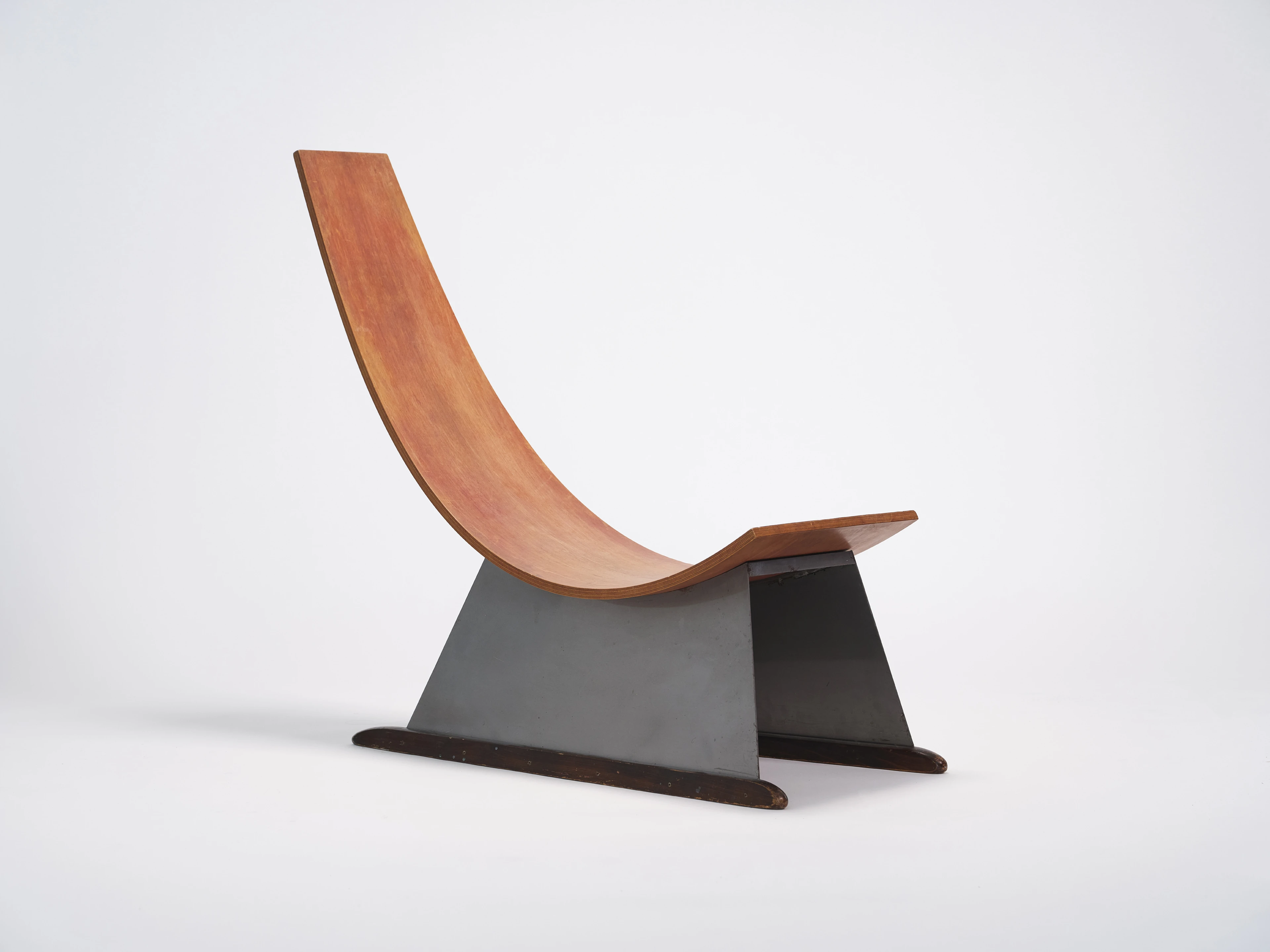 Lounge chair