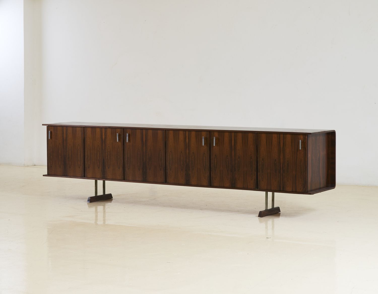 Credenza