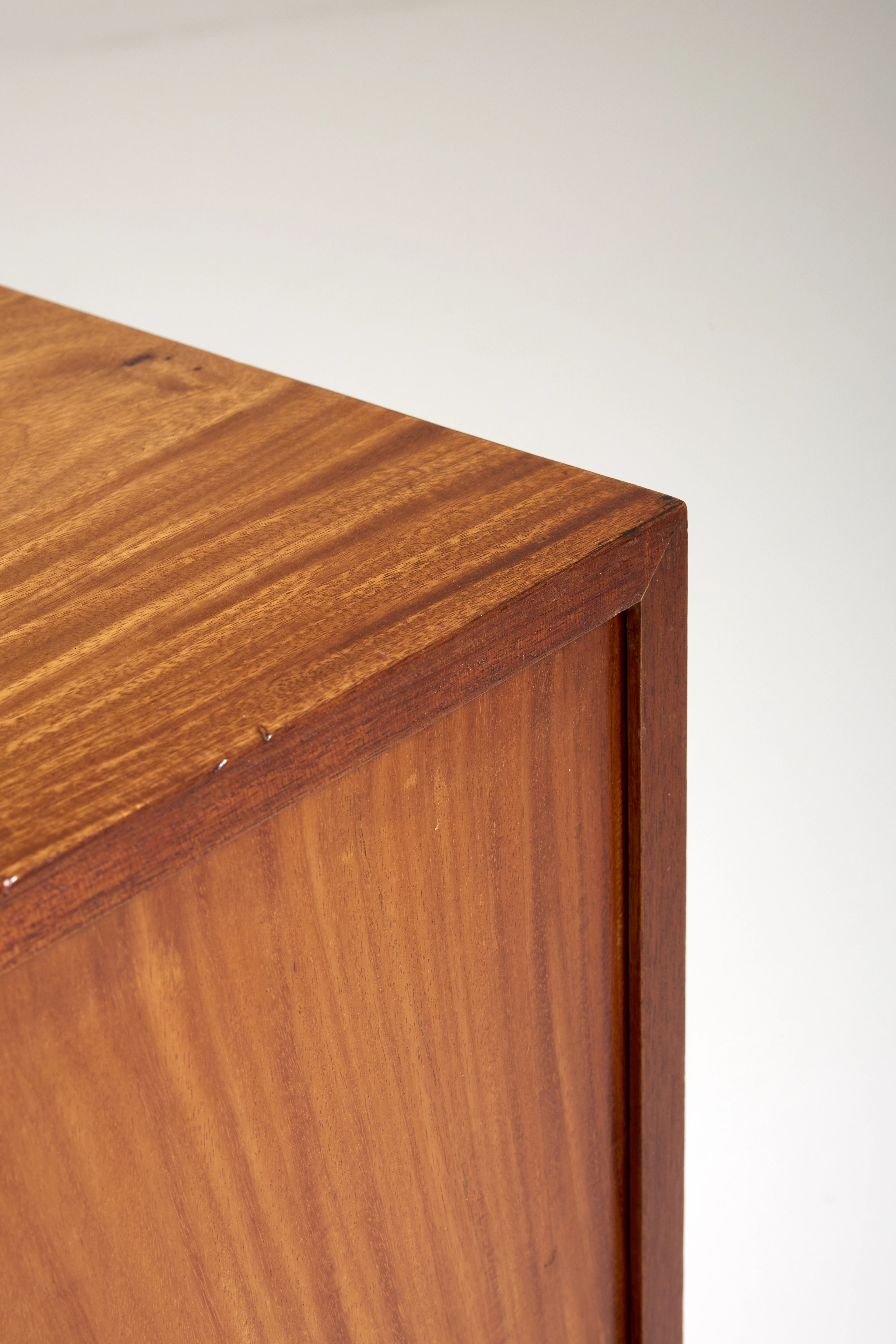 Sideboard - 7