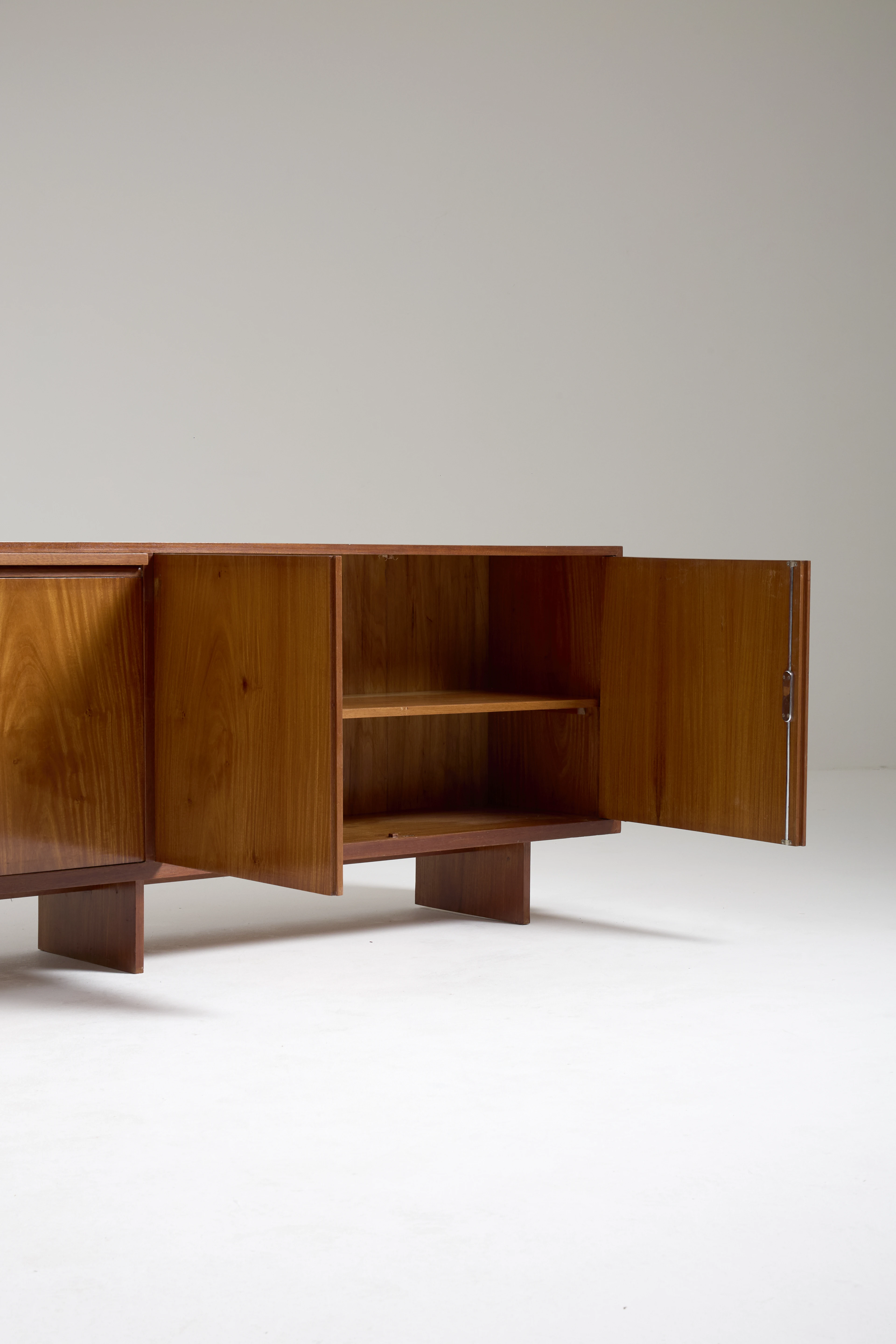Sideboard - 4