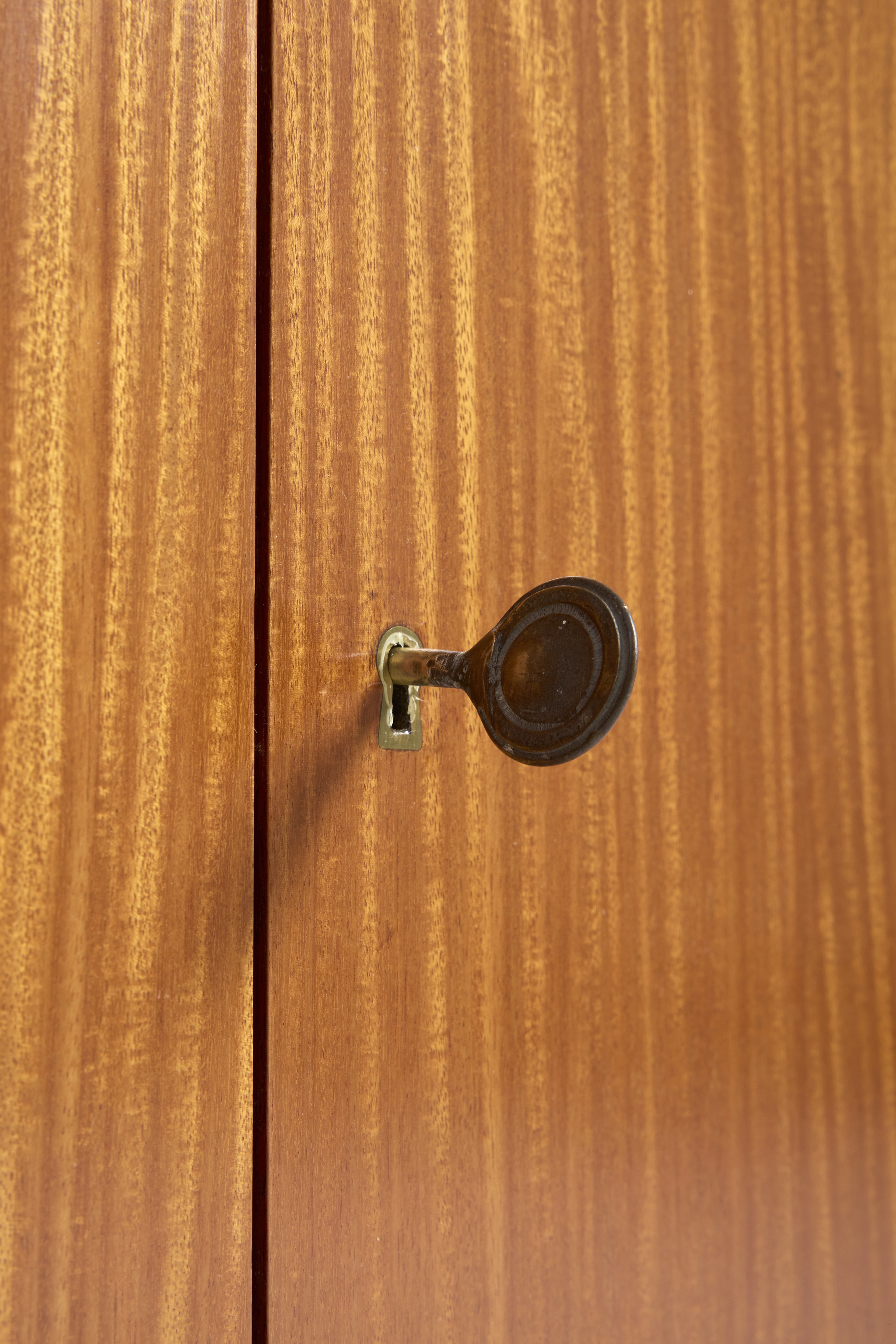 Sideboard - 13