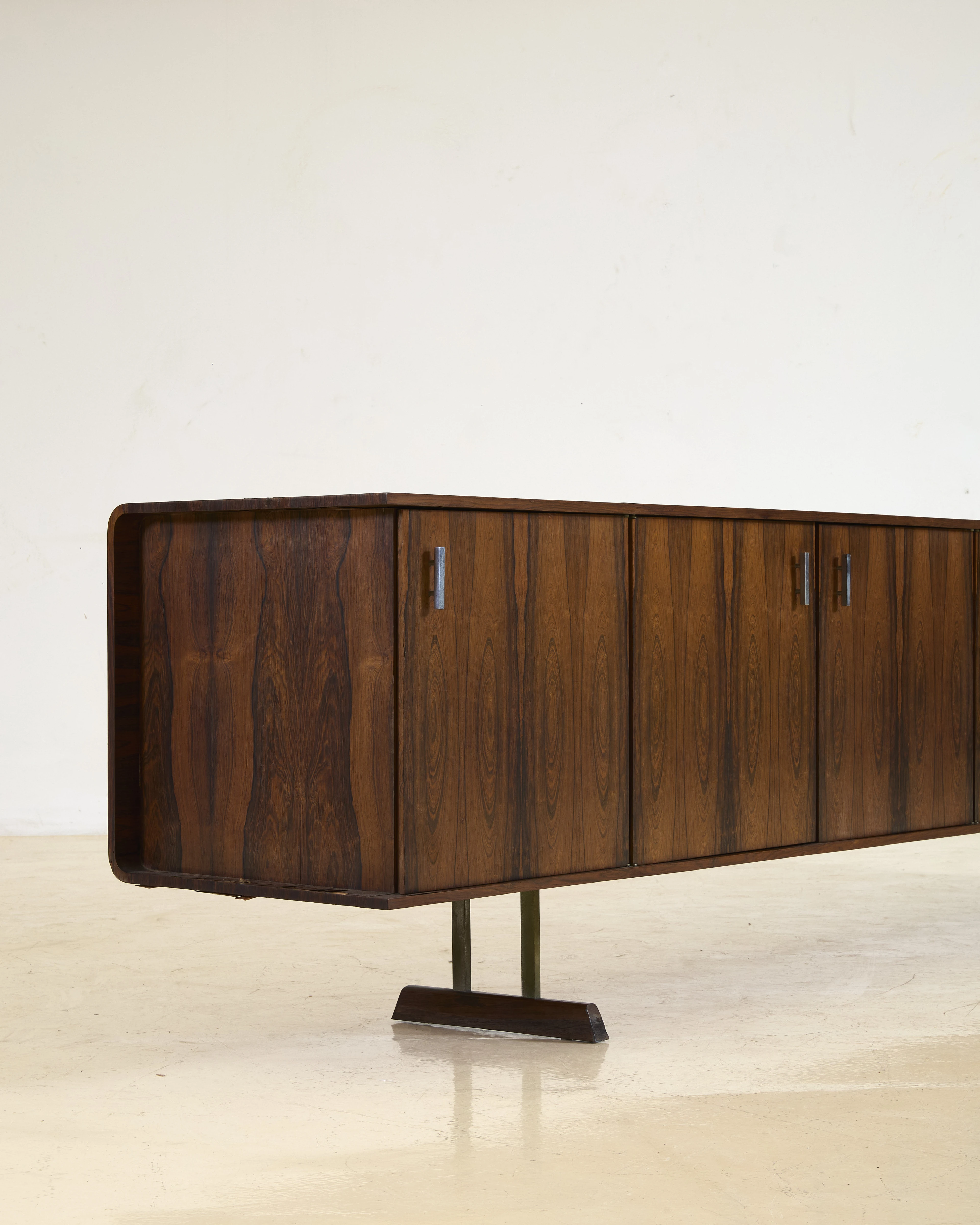 Credenza - 6