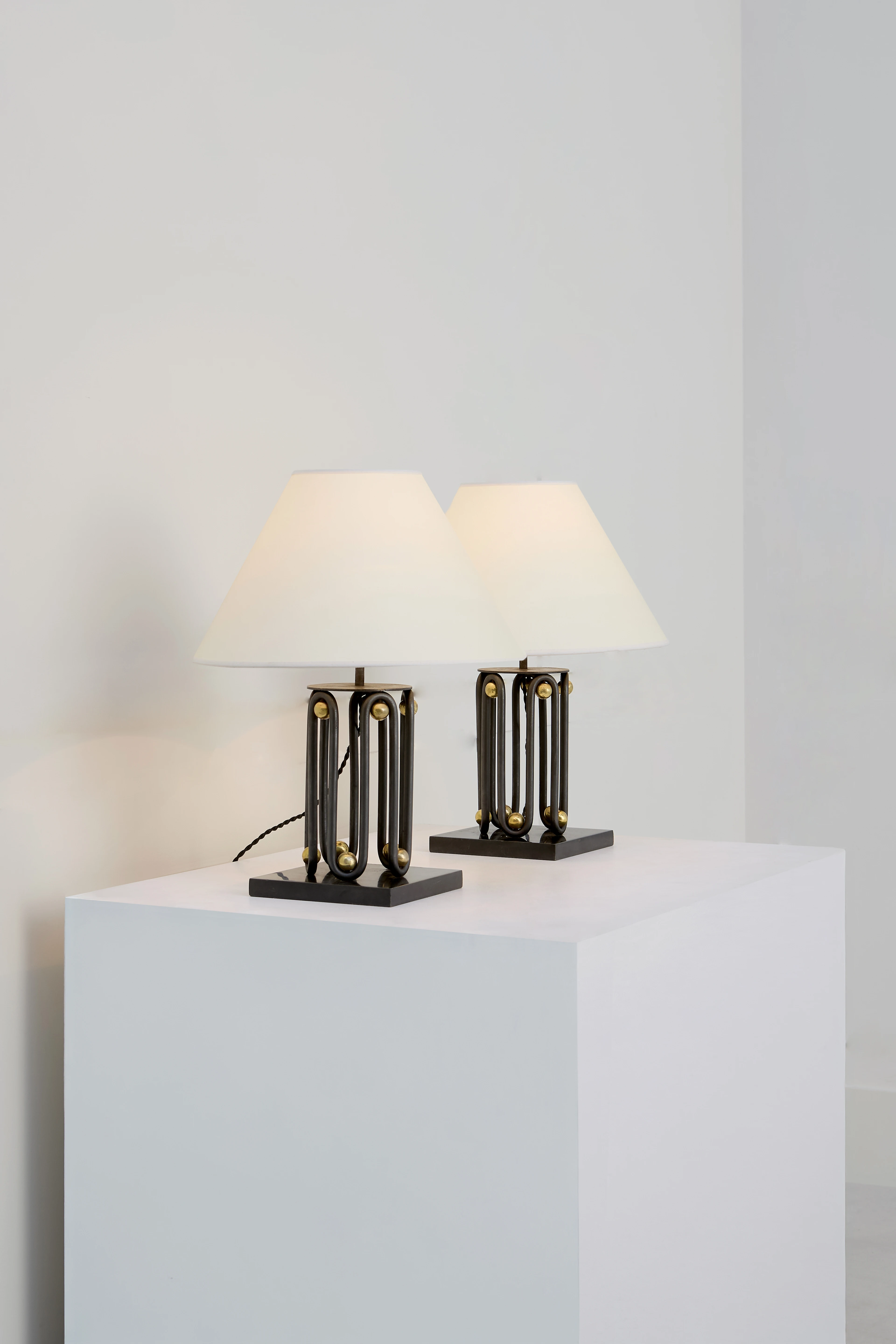 Pair of Ondulation Lamp - 2