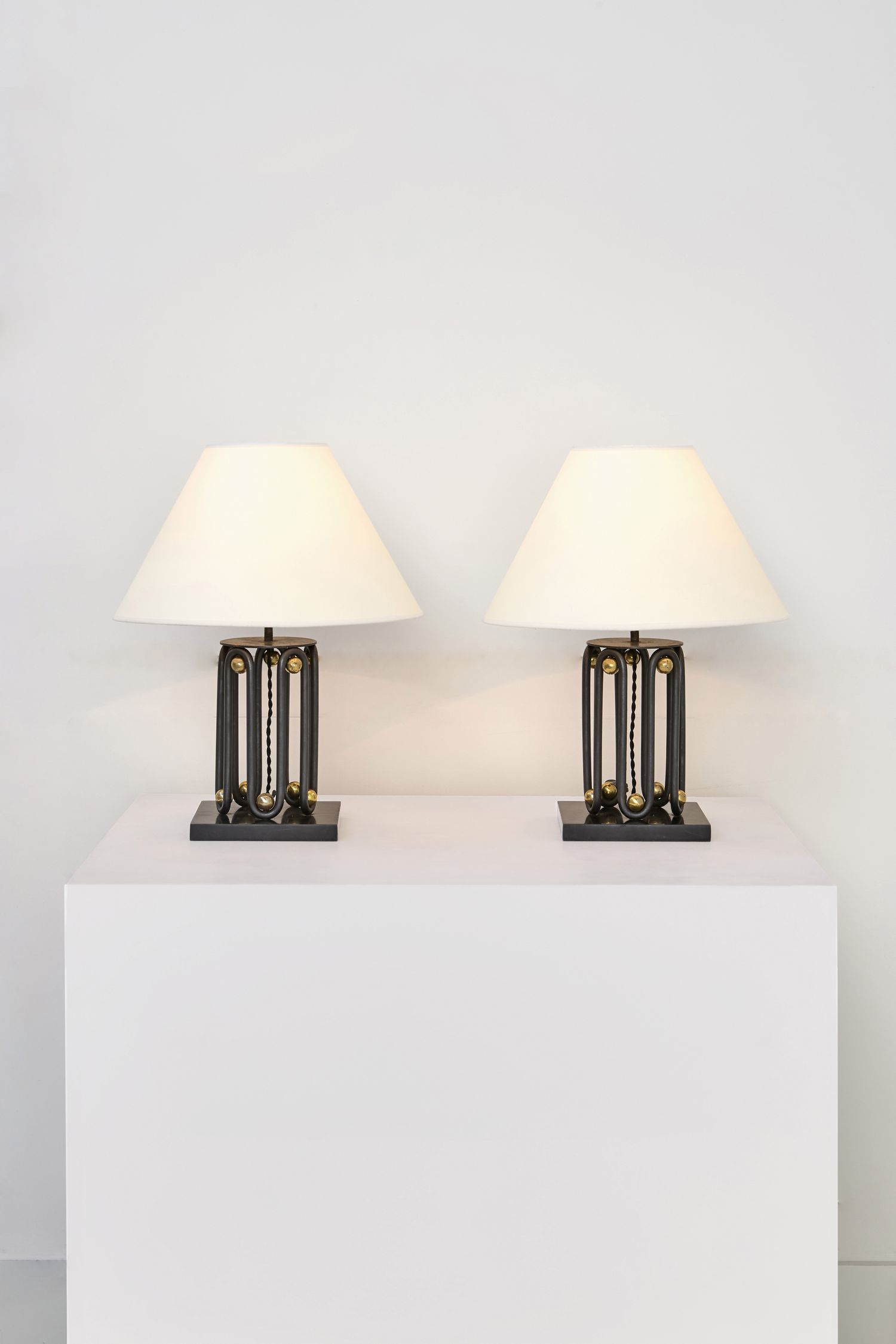 Pair of Ondulation Lamp