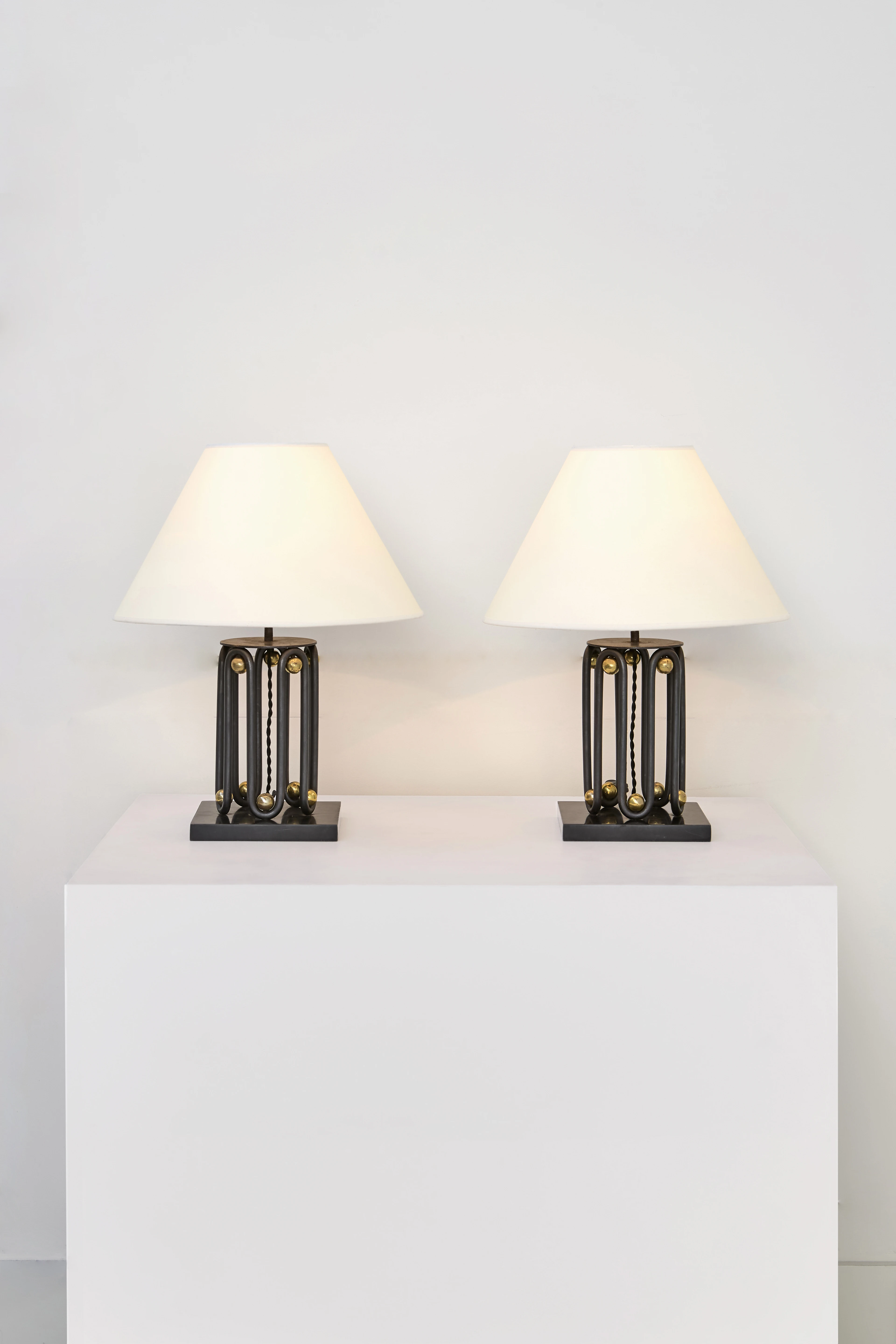 Pair of Ondulation Lamp