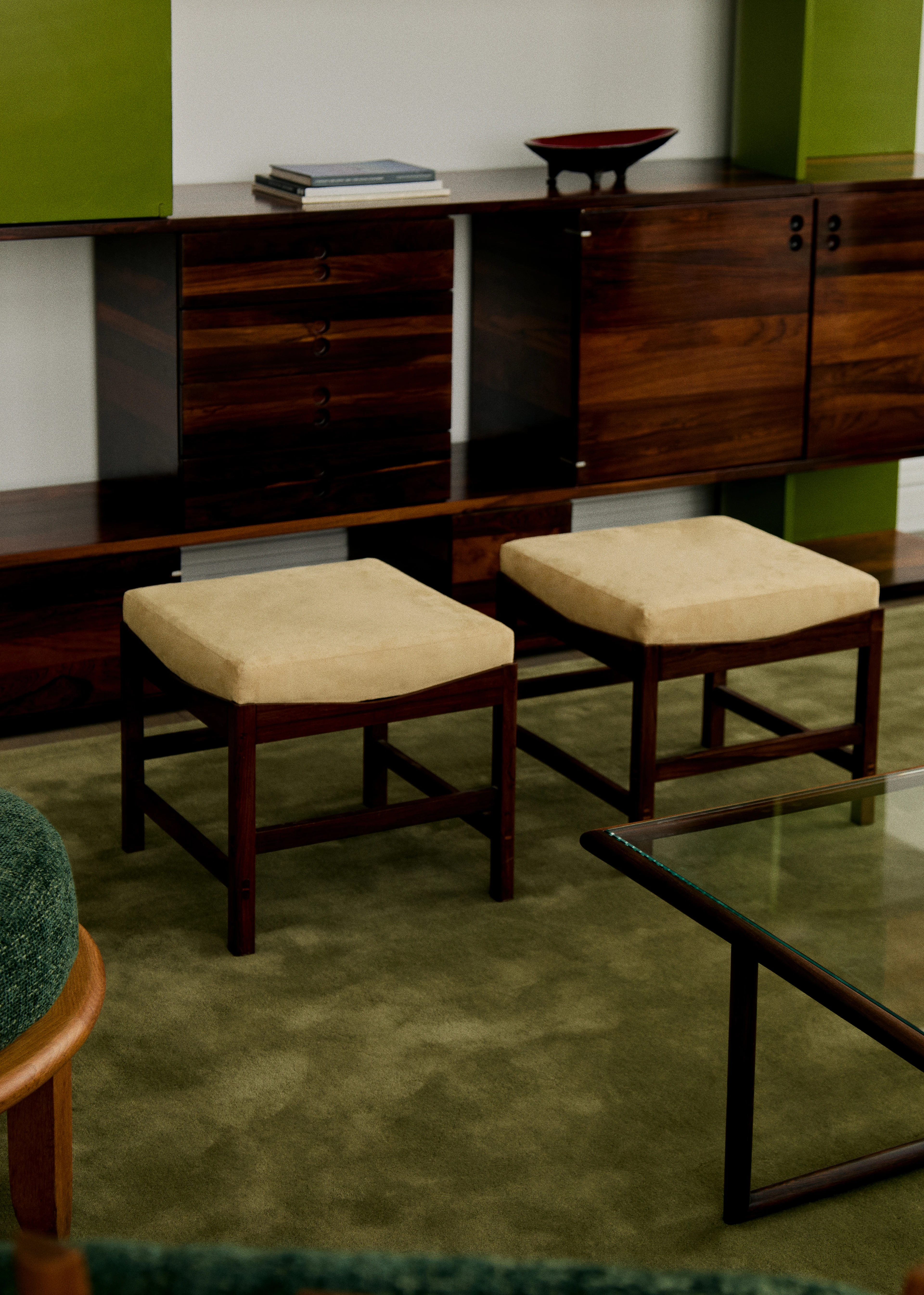 Set of 4 Stools - 8