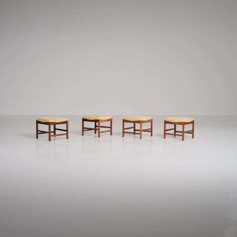 Set of 4 Stools