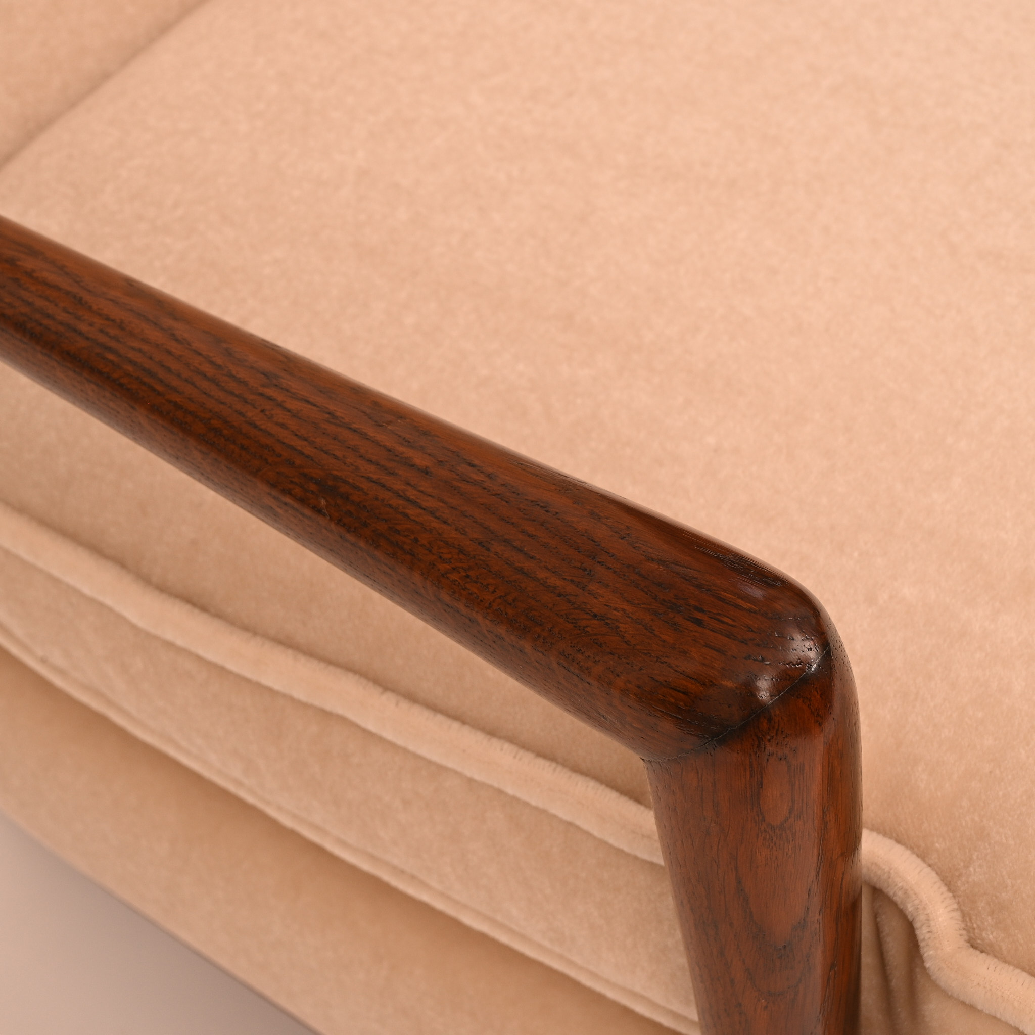 Ecusson Armchair - 8