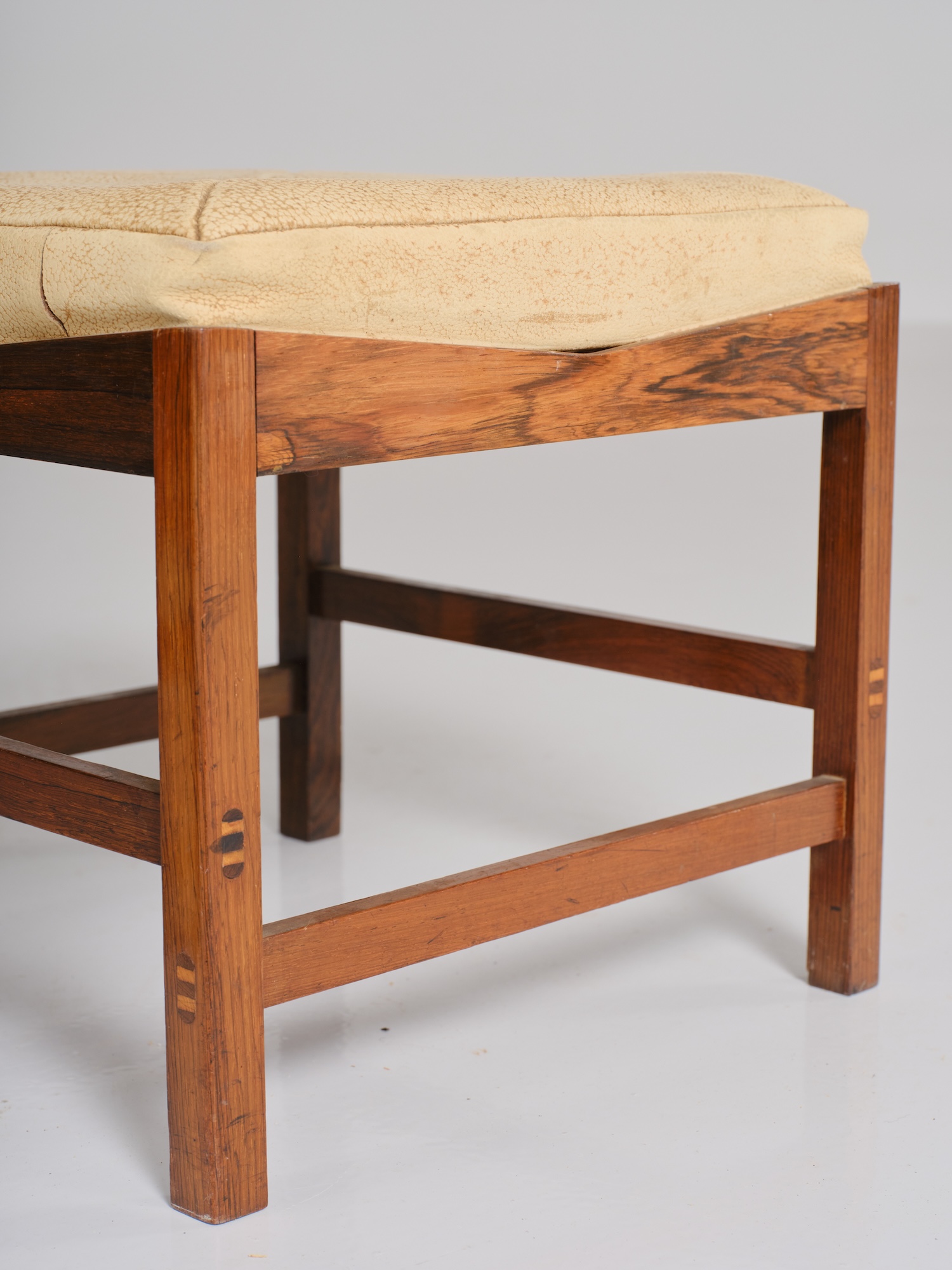 Set of 4 Stools - 7