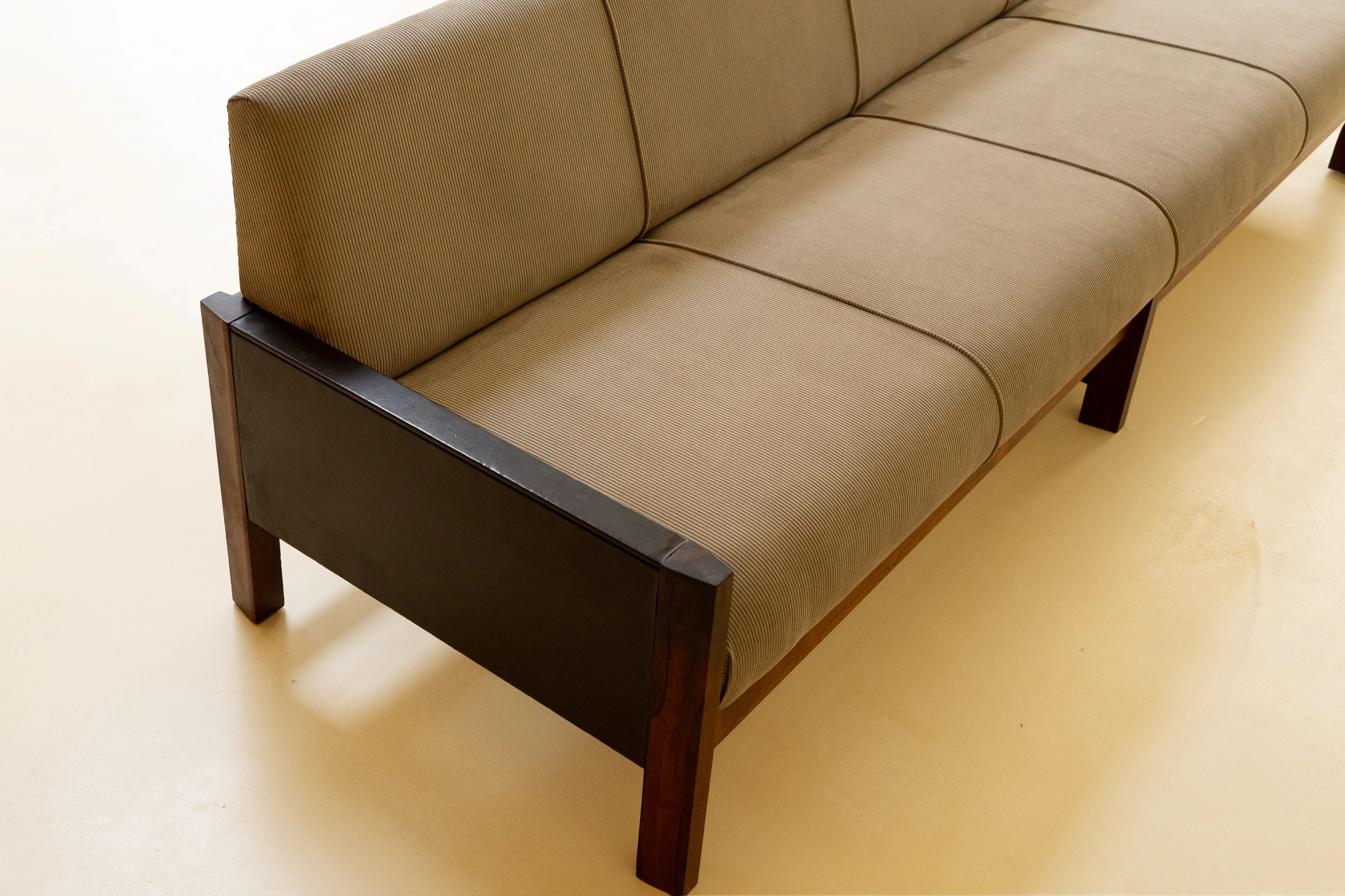 Sofa - 3