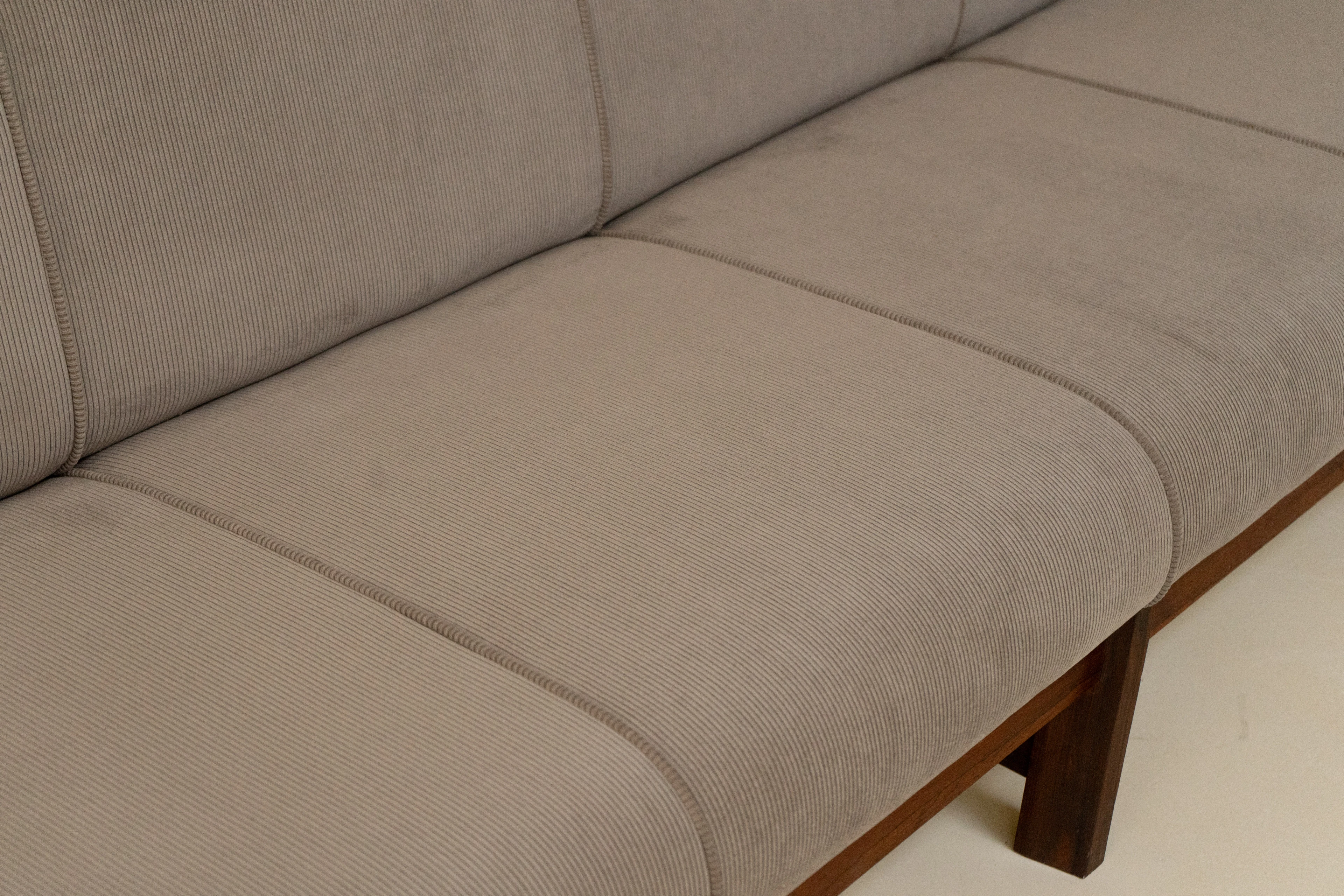 Sofa - 11