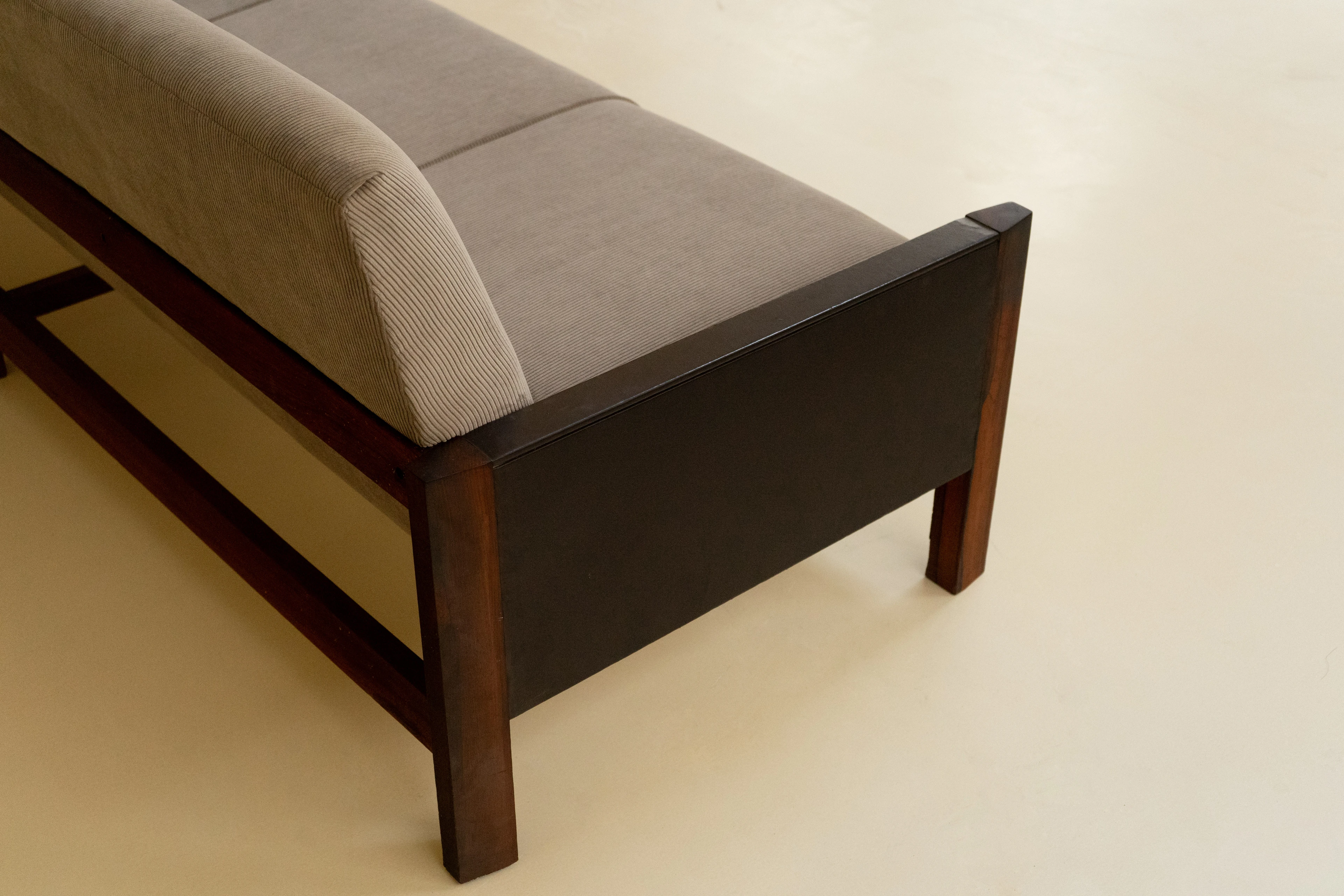 Sofa - 8