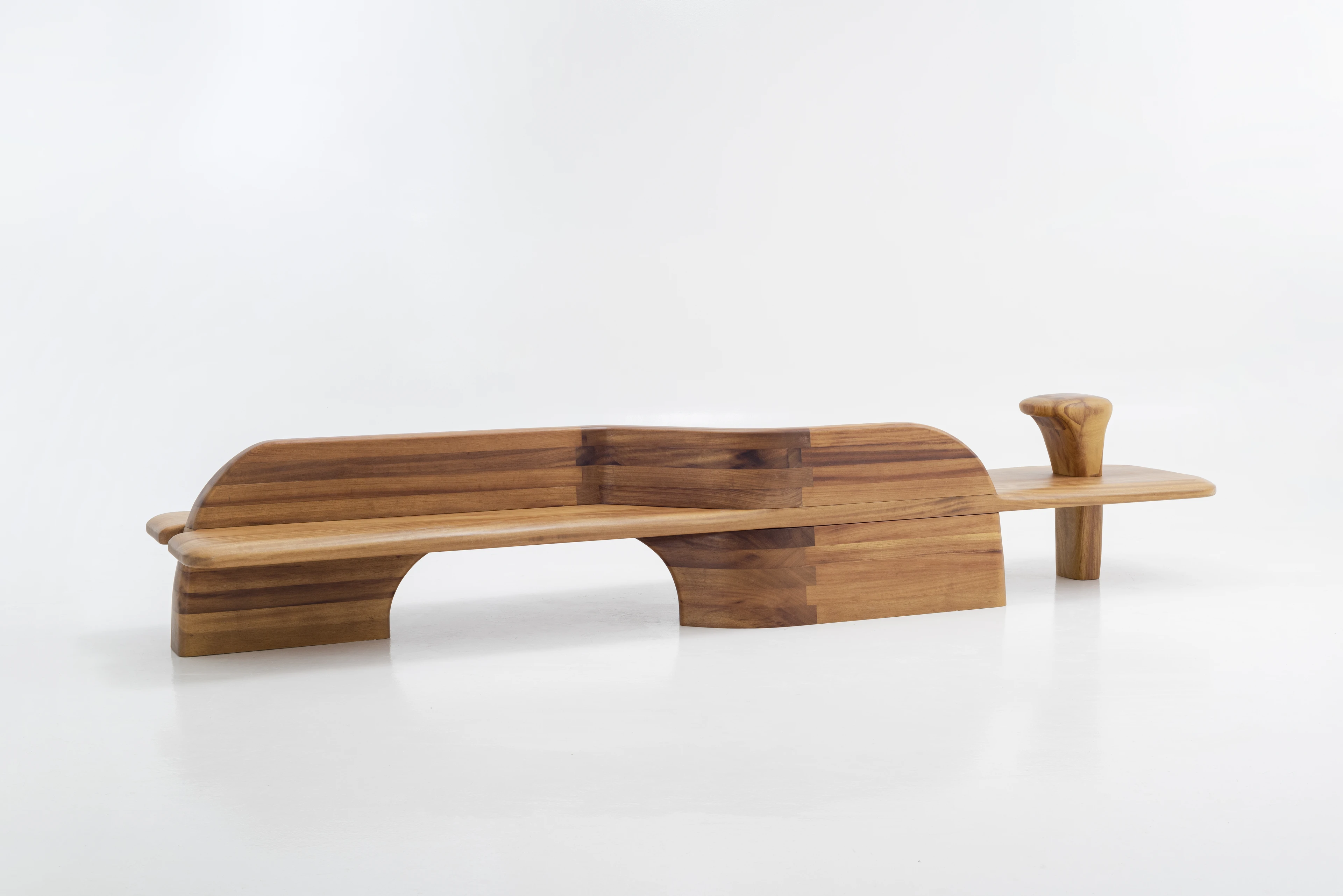 Clou de Girofle Bench - 3