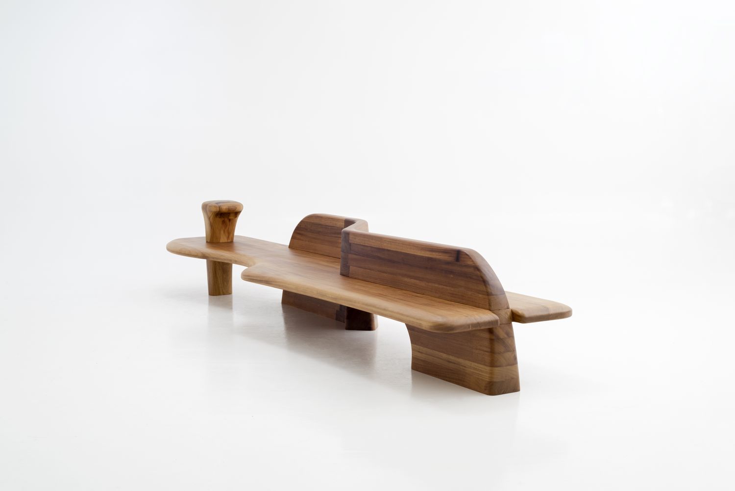 Clou de Girofle Bench