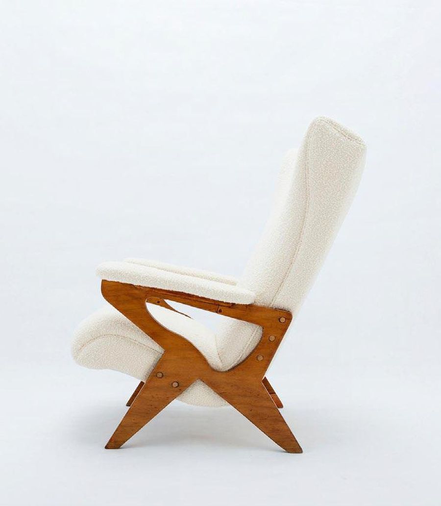 Linea Z Armchair