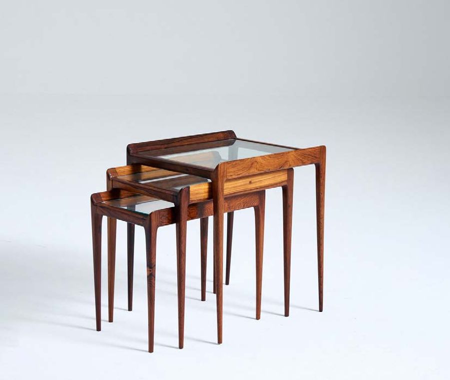 Suite of 3 Nesting Tables