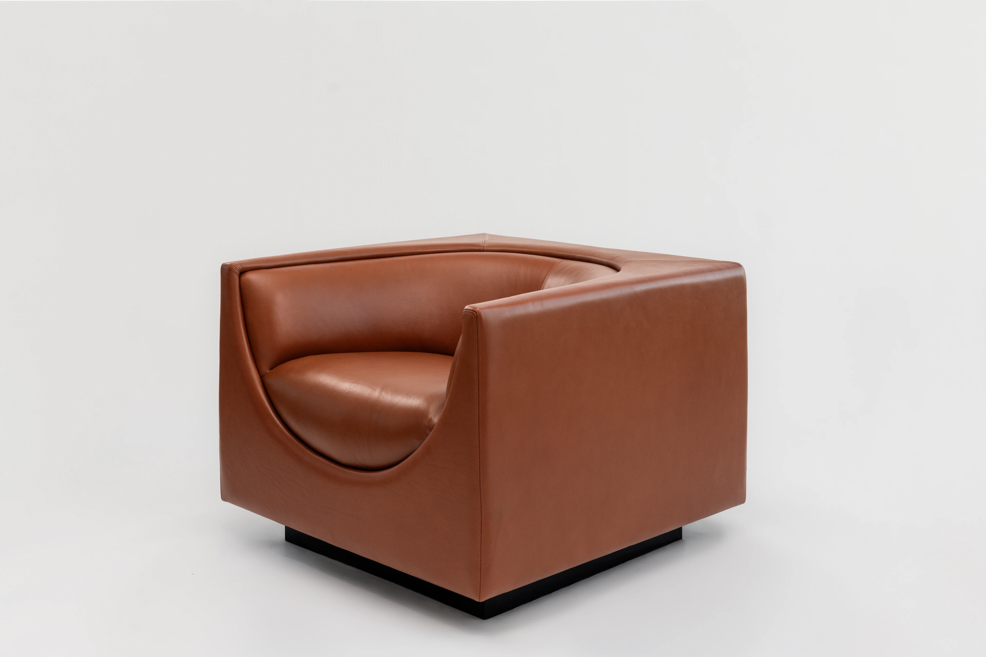 Pair of 'Cubo' Armchairs - 2