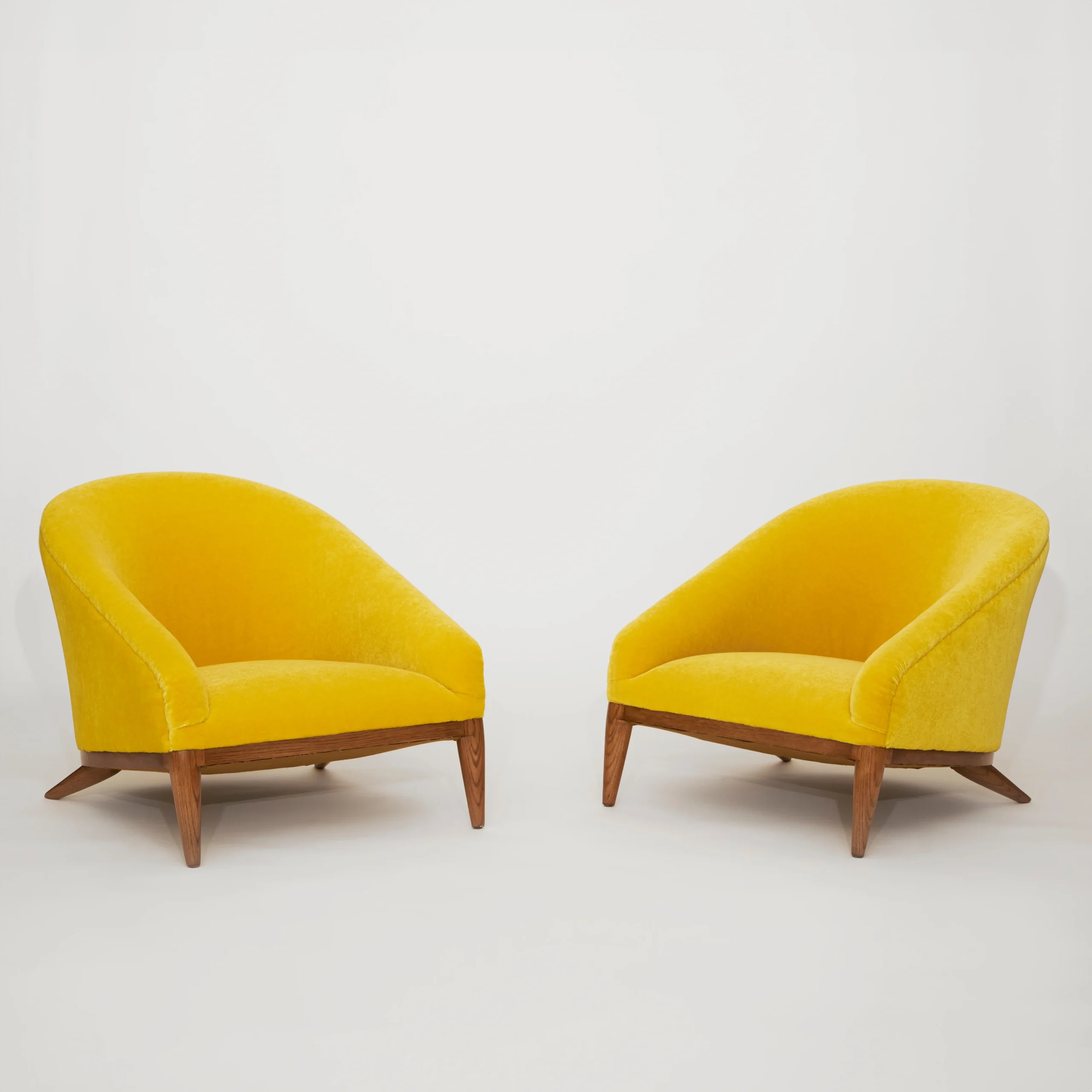Crapaud Pair of Armchairs