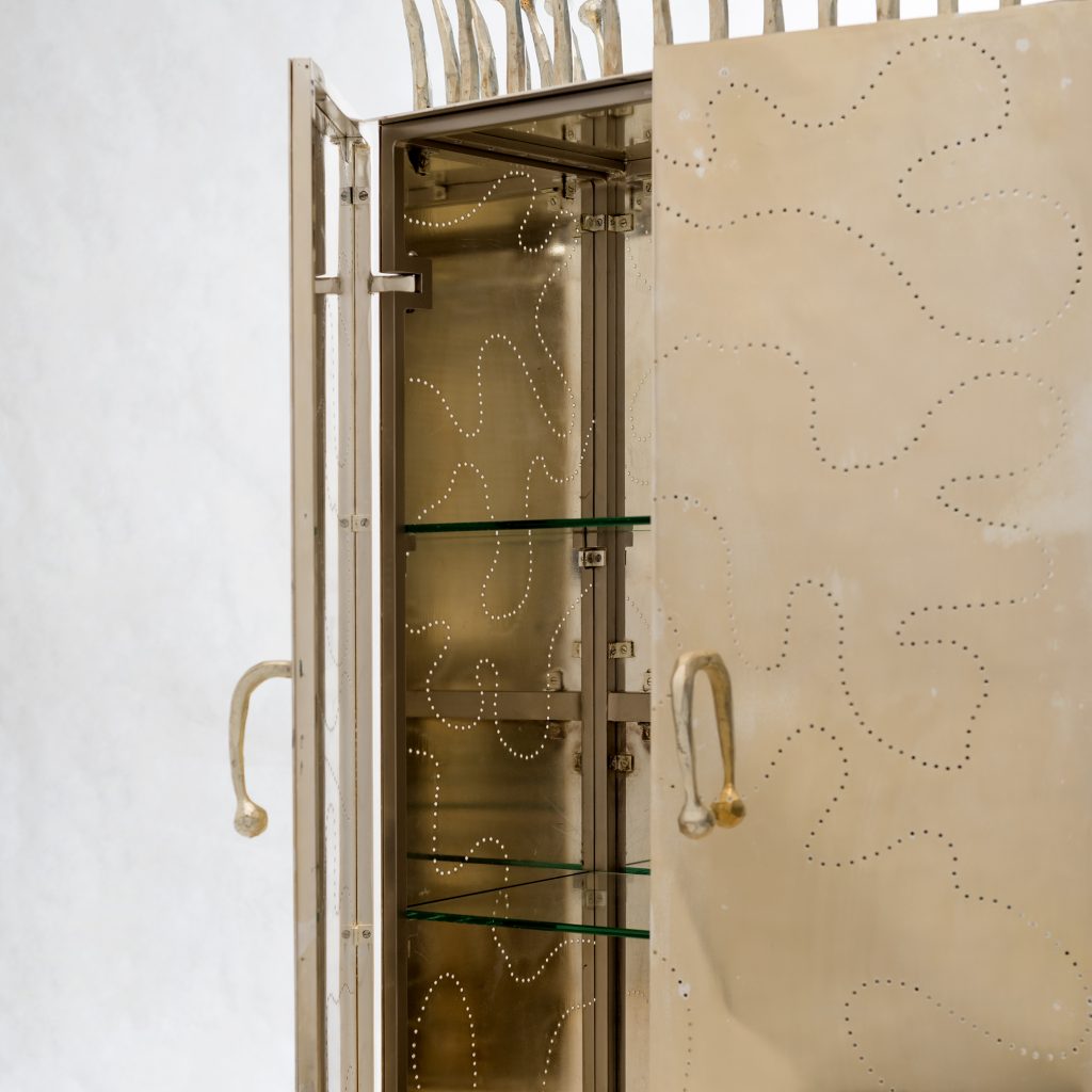 “Cabinet Argenté” - 2