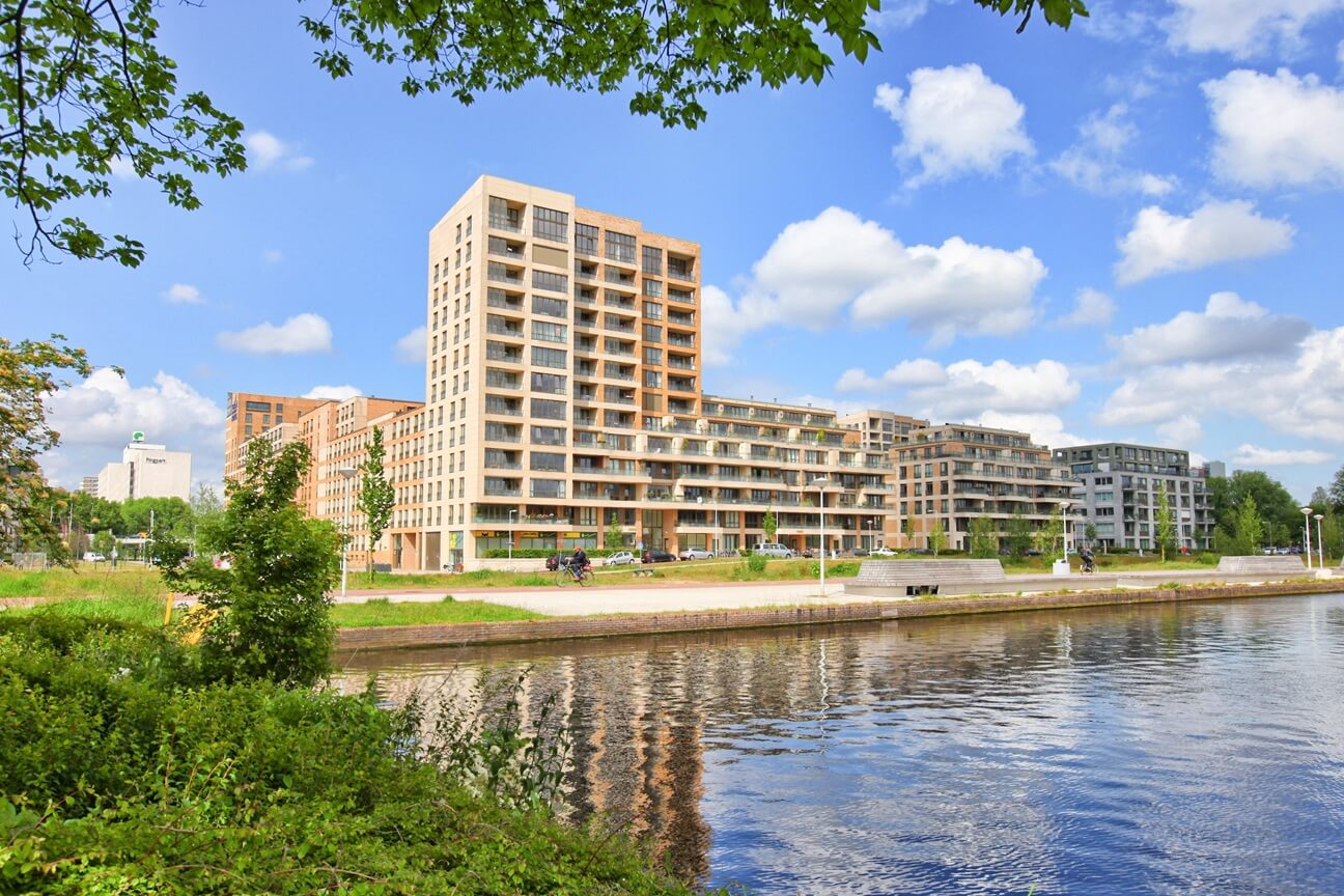 Nieuwe vergunningplicht middenhuur Amsterdam per 1 juli 2025 | Gastblog