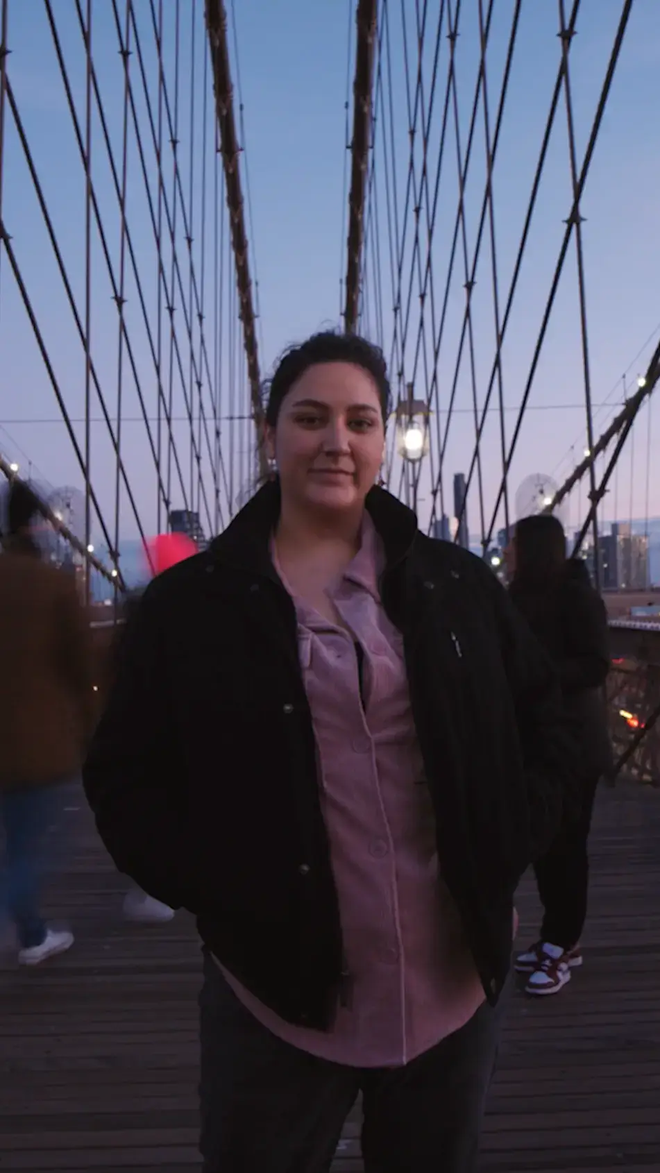marissa on the brooklyn bridge
