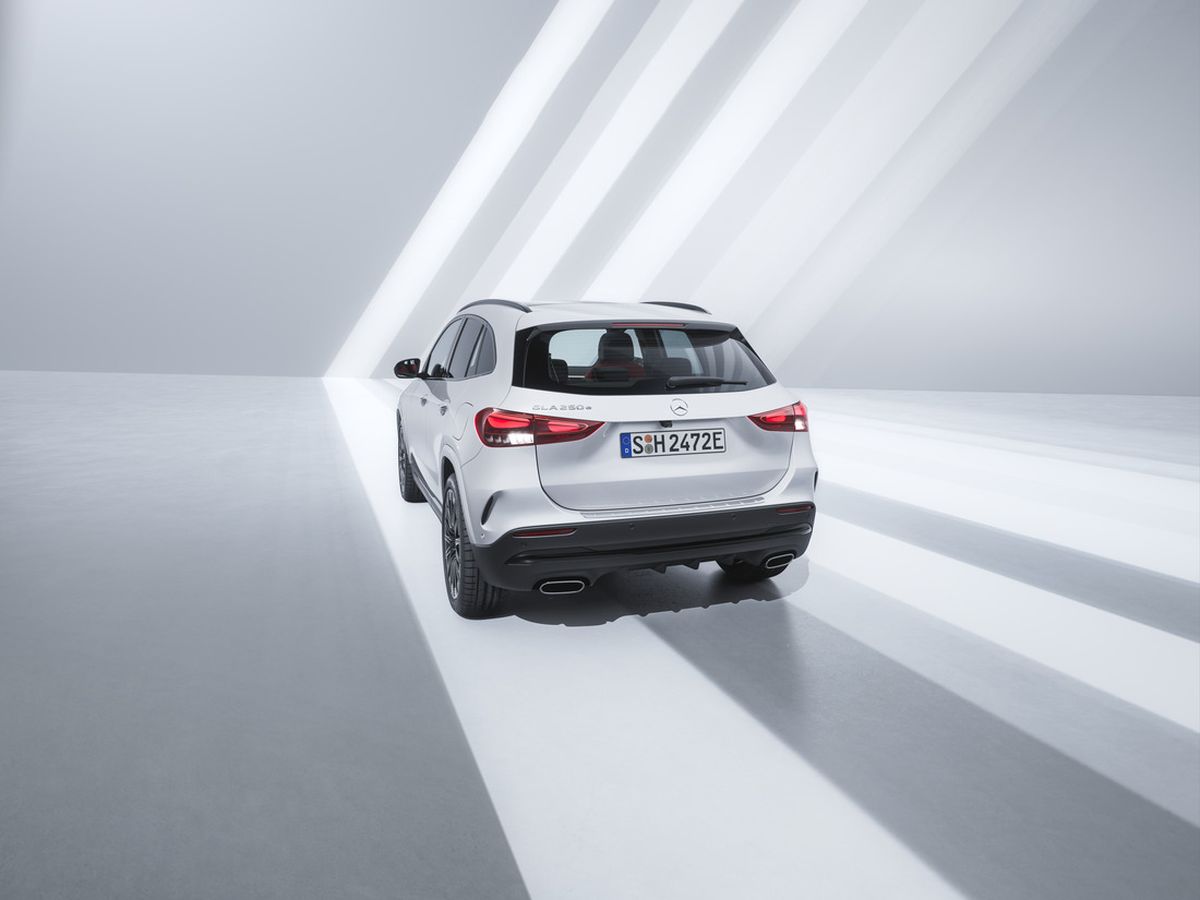 Mercedes-Benz GLA achterkant