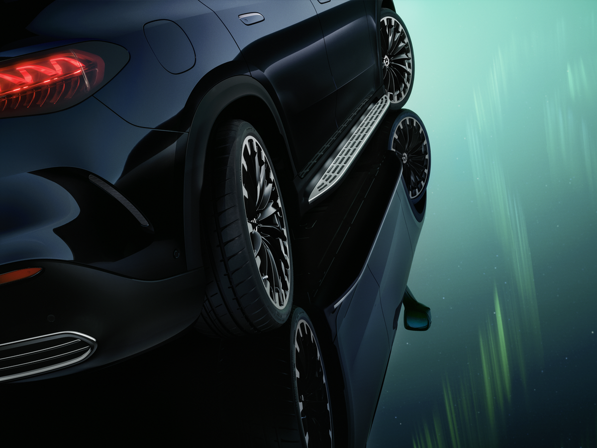 Mercedes-Benz EQE SUV zijkant