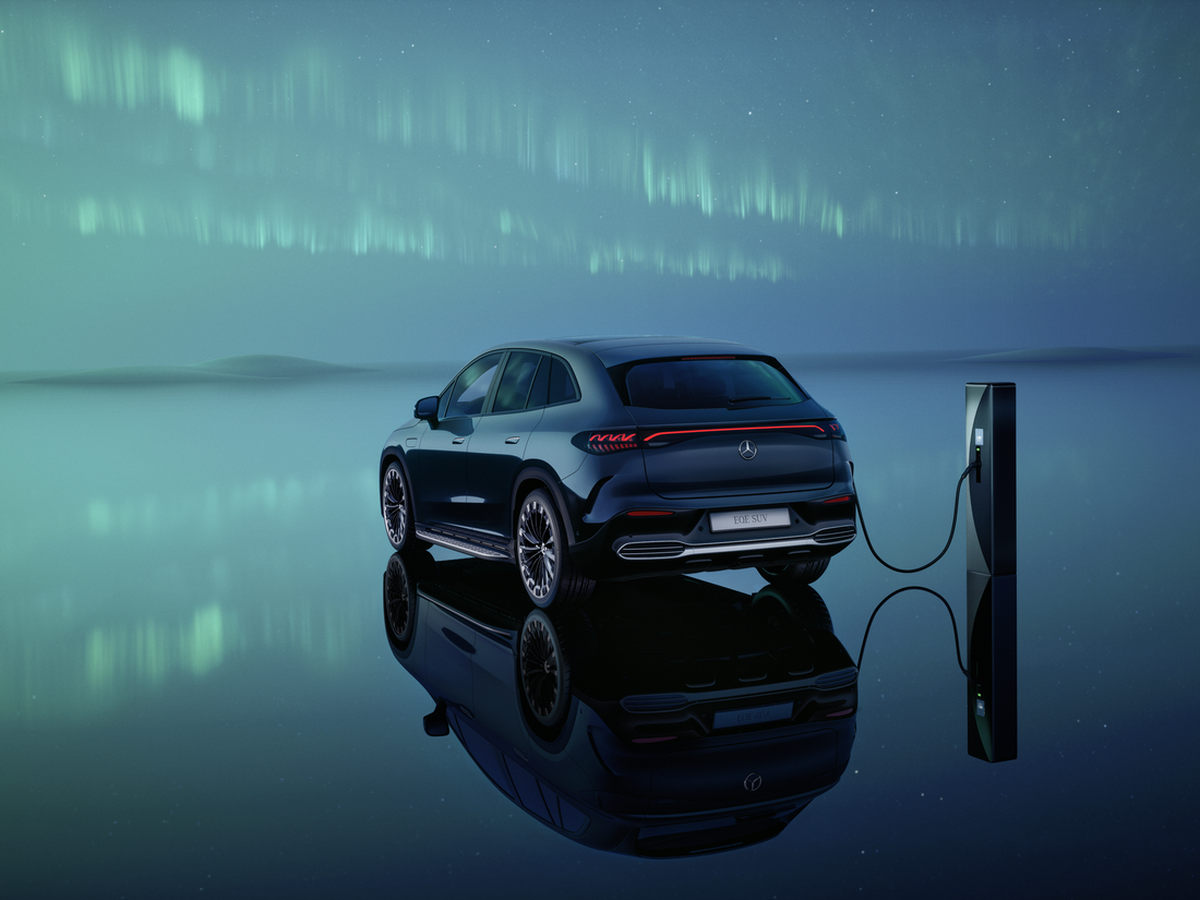 Mercedes-Benz EQE SUV achterkant