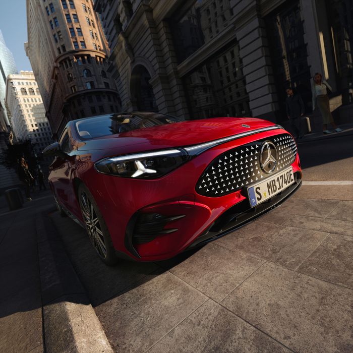Mercedes-Benz CLA front
