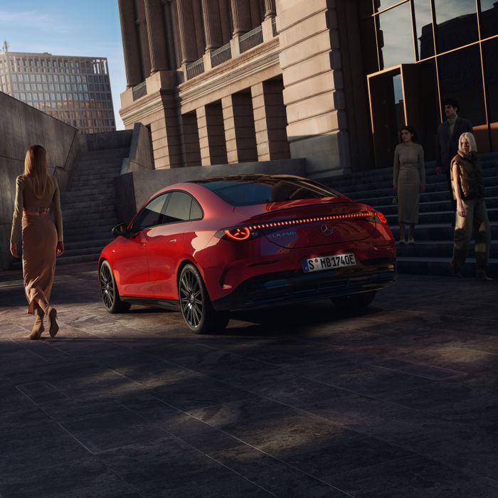 Mercedes-Benz CLA back