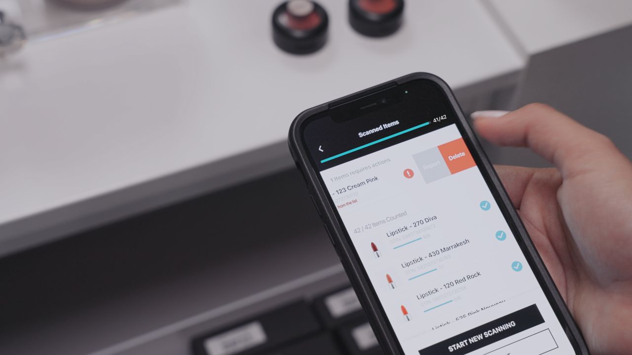 retail cosmetic scanning on mobile device
