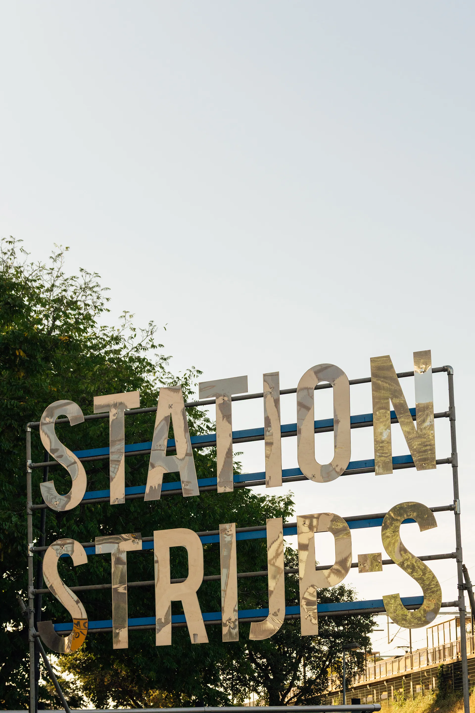 slider image