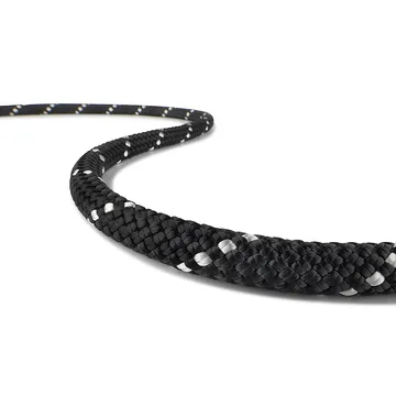 KM Pro in black/white