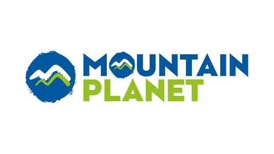 Logo with the words "Mountain Planet" in blue and green, featuring stylized mountains inside a blue circle.