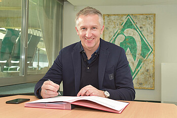 Frank Baumann hat am Sonntag seinen Vertrag als Geschäftsführer verlängert 