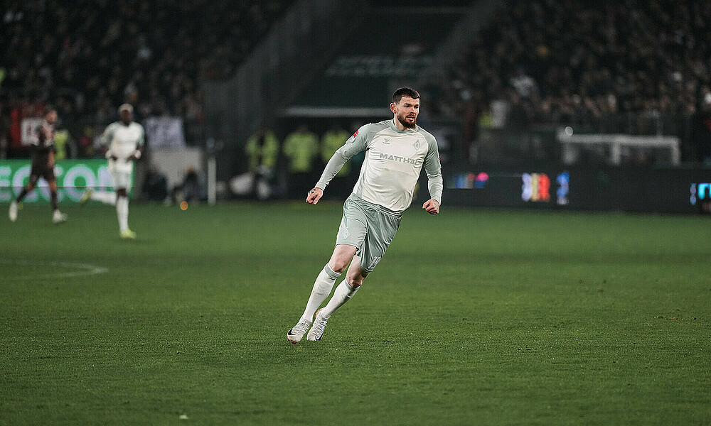 Oliver Burke am Millerntor. 